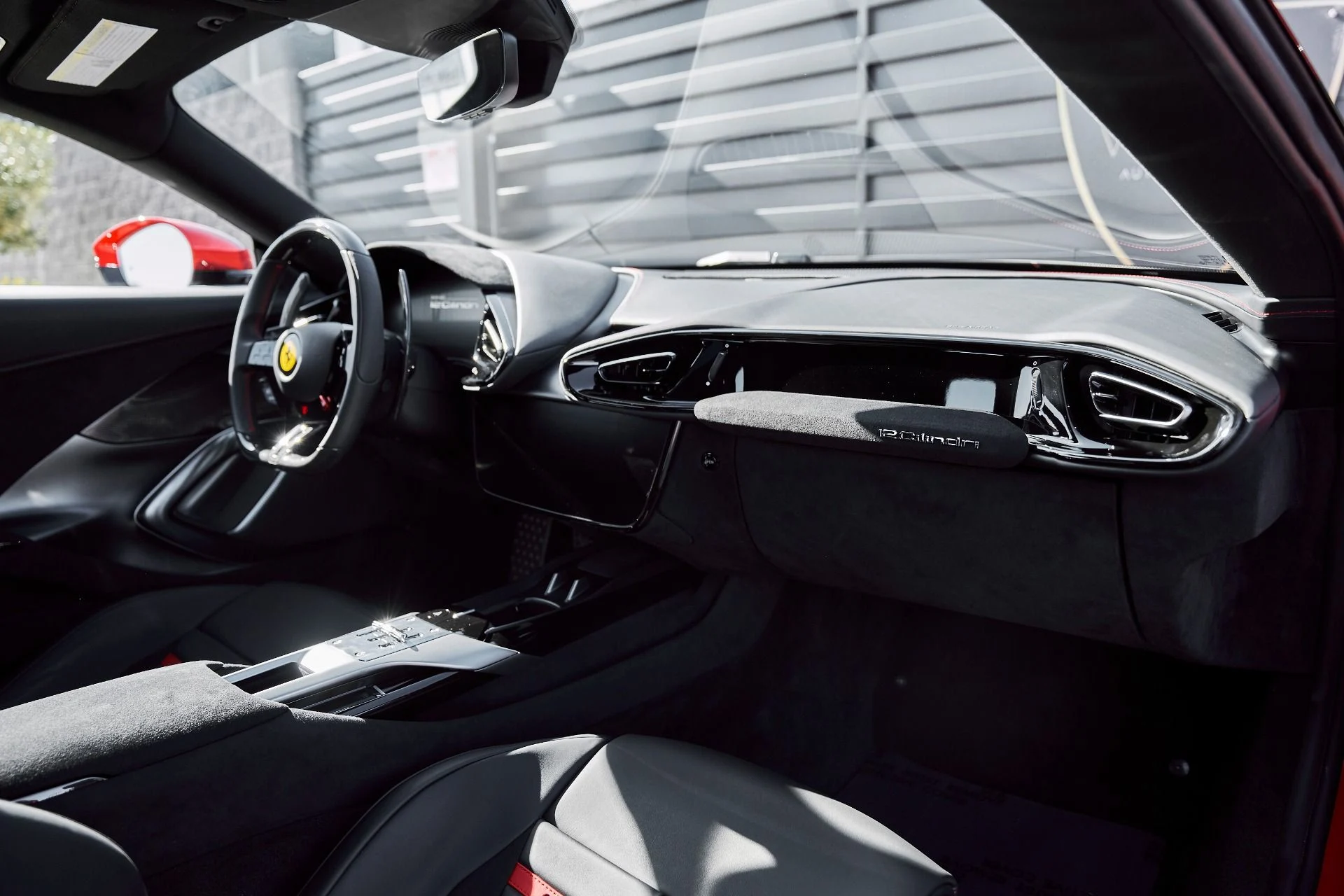 mph048_3238278511_Used_2025_Ferrari_12_Cilindri_1769824842_d63c825a3a
