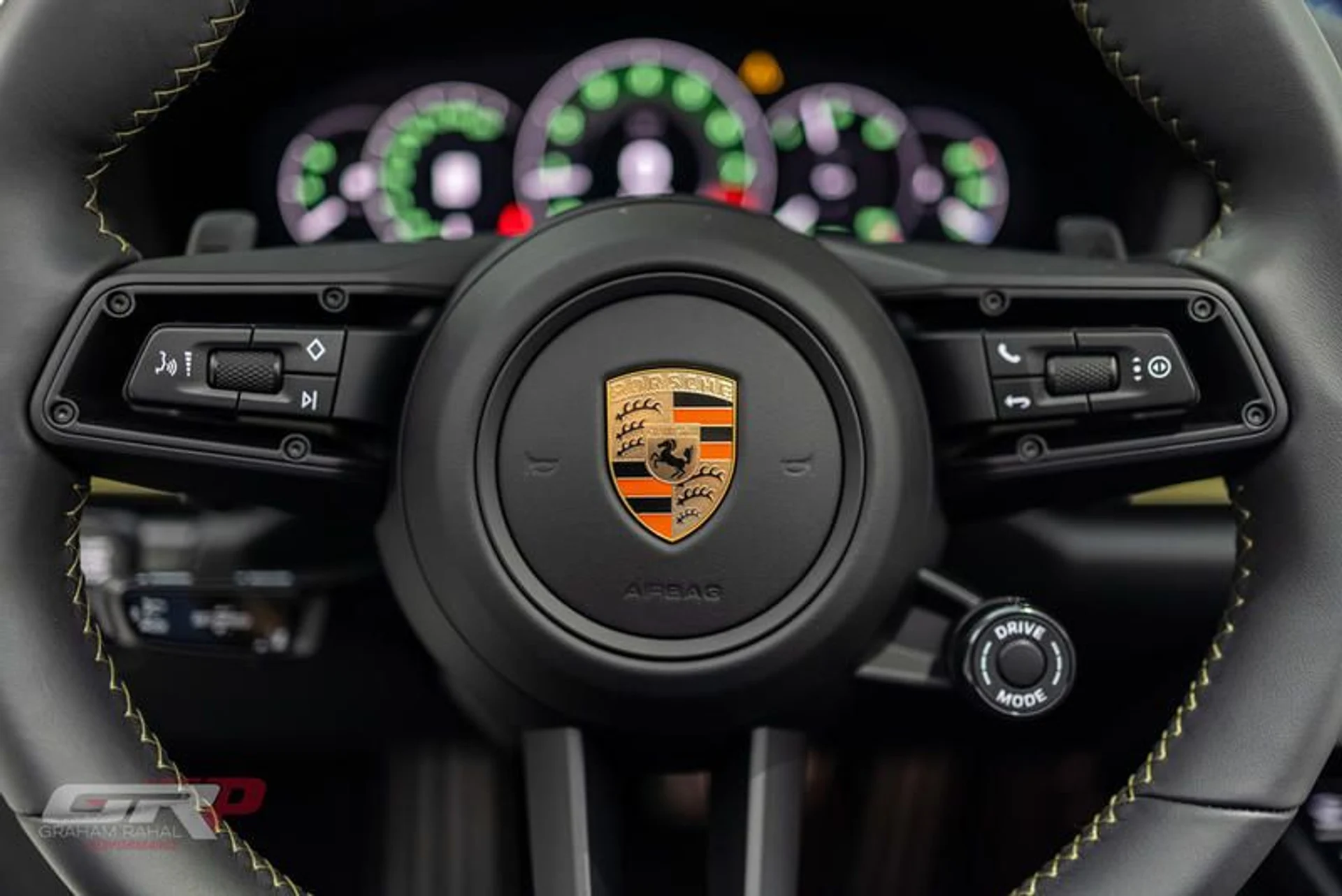 mph048_3250872301_0_BB_38868_0_B83_49_A9_8_BC_4_4_D3396502939_65bb9e5378