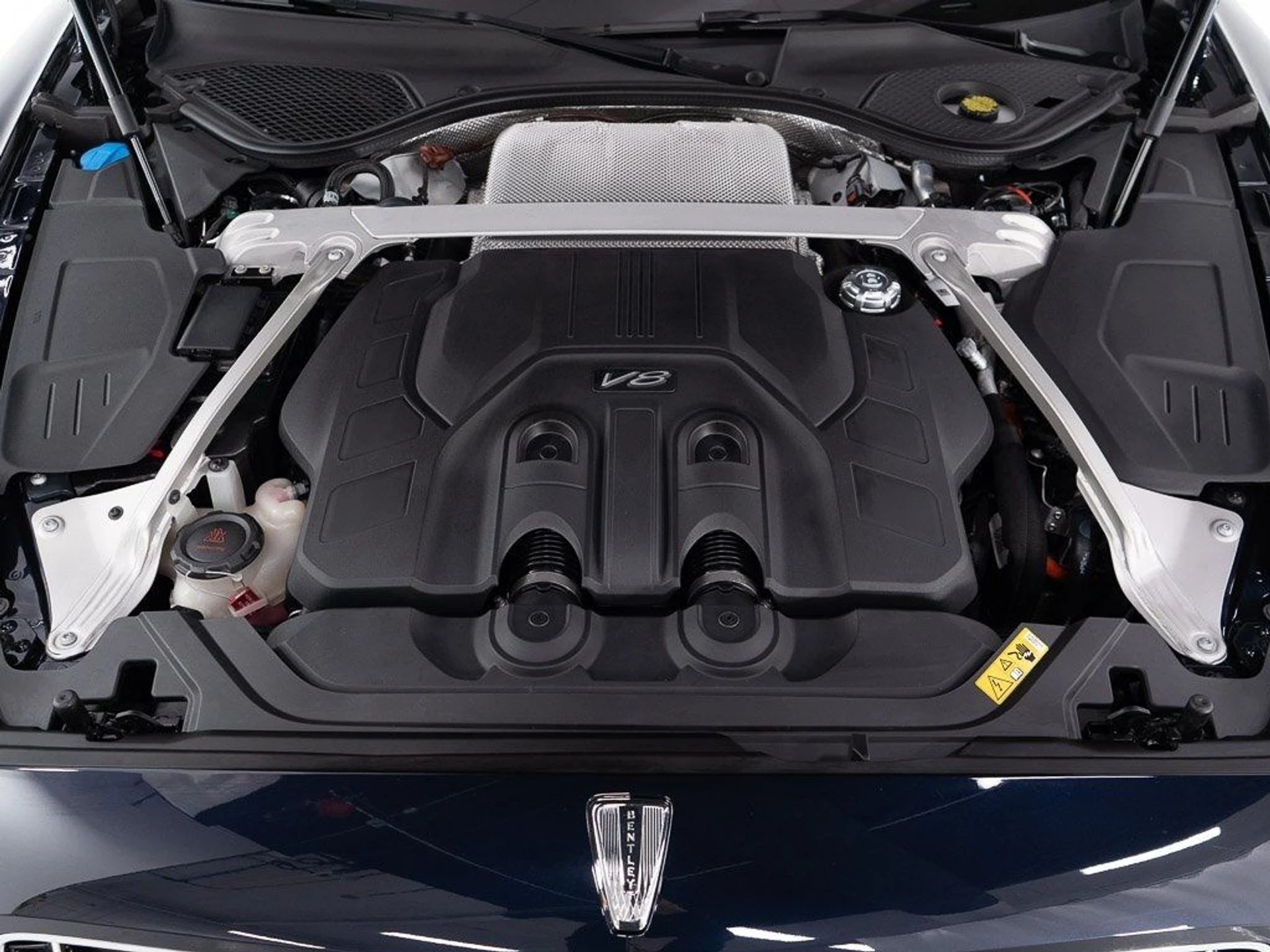 mph048_3252721421_e1b37675cff43880a9703838f2bd802c_123ebec4a1