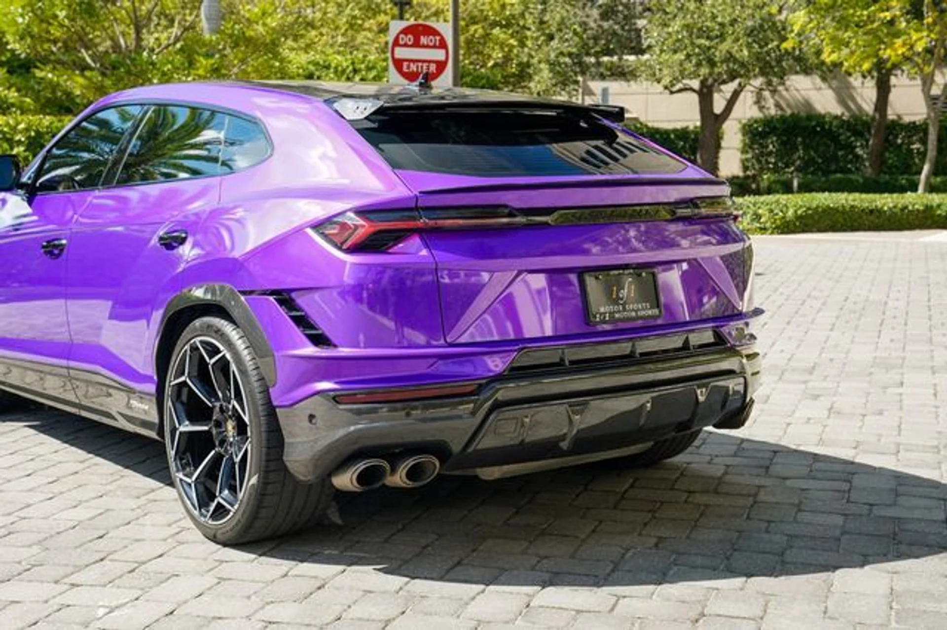 mph048_3309600536_22938820_49_14a061b9a1