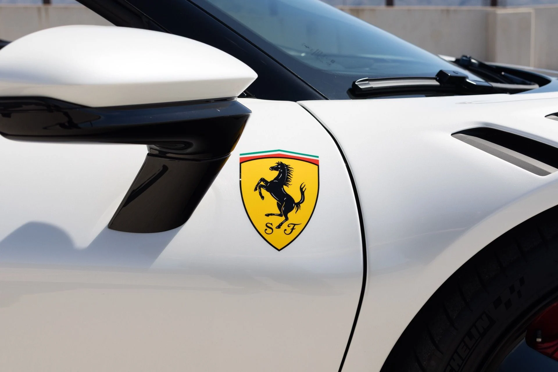 mph048_3341239378_Used_2025_Ferrari_SF_90_XX_Stradale_1791844295_f0012940e6