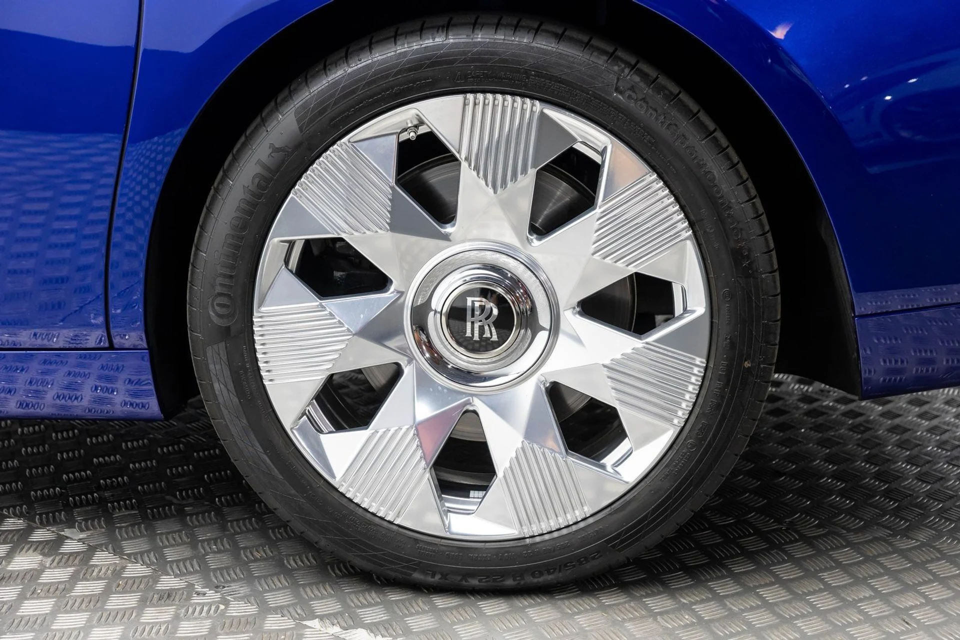 mph048_3341374136_49_eeff1926d8