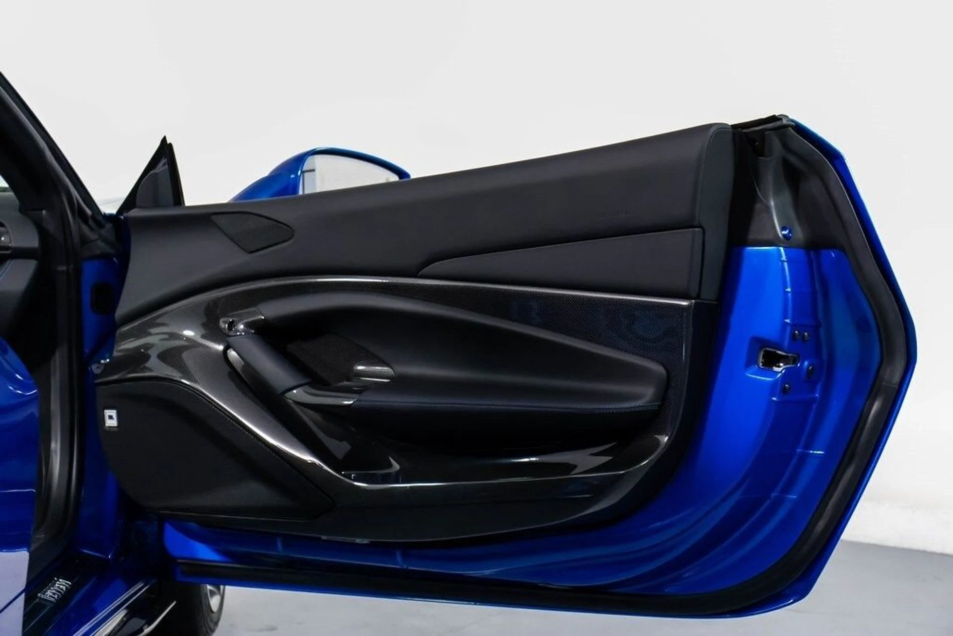 mph048_3341993500_e0e6149492891639166e828ecc86b189x_3581229955