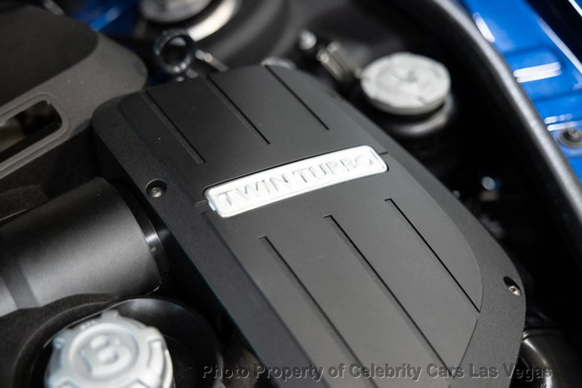 mph048_3355009766_used_2015_bentley_continental_gt_v8_gtcconvertible_9707_22288636_49_1024_5a6d506019