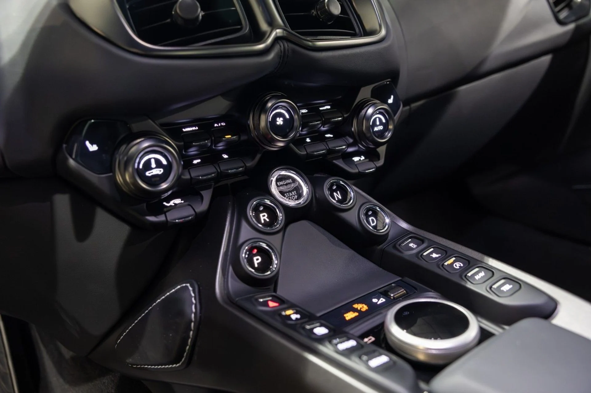 mph048_3362782732_h_A_f1e132dd96