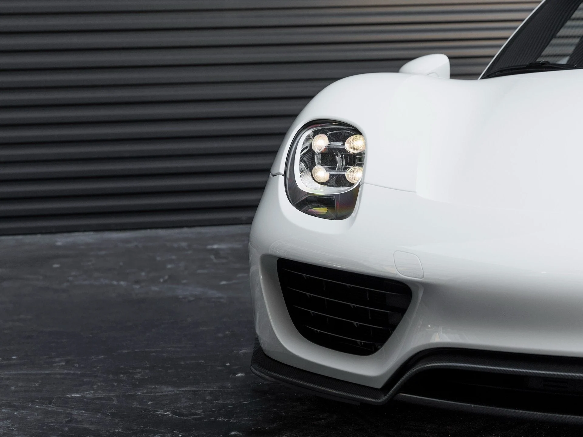 mph048_340577783_49_abf88ac027