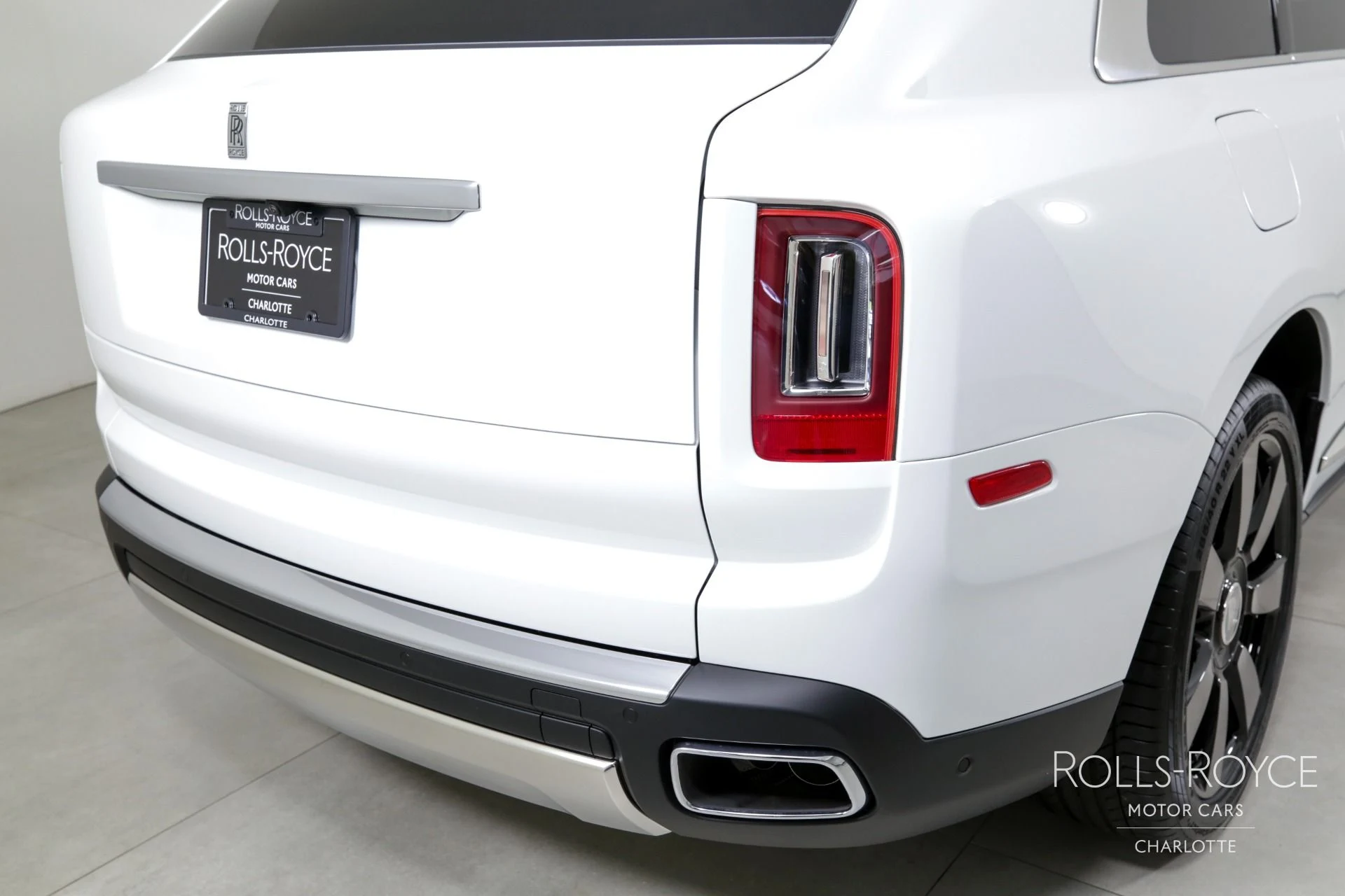 mph048_3416162363_Used_2024_Rolls_Royce_Cullinan_1717710798_1c8b2653d9
