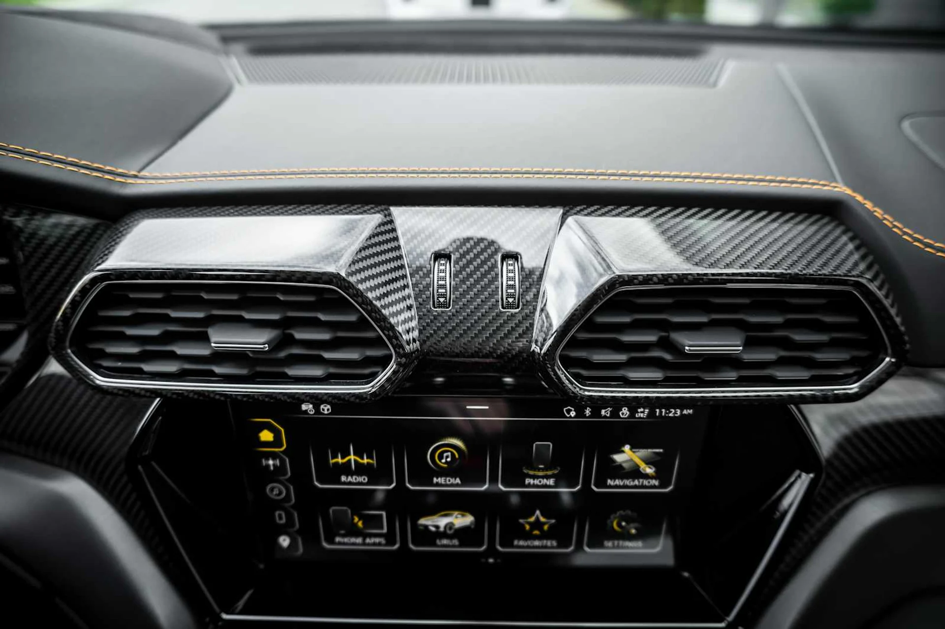 mph048_3428233820_bb36850a576a7925959f7677719585efx_486baeb7cd