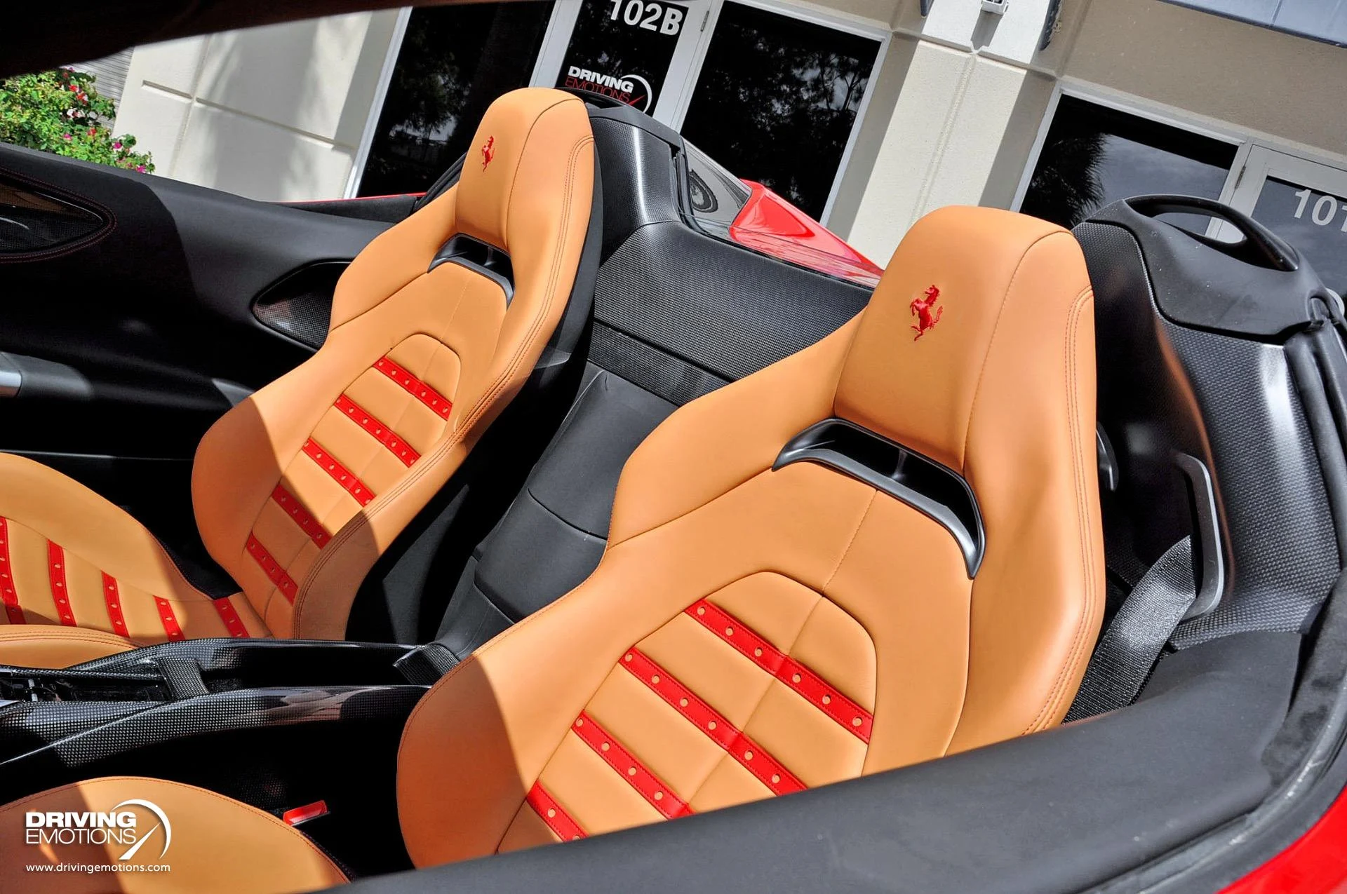 mph048_3431465866_860_p49_l_a054066aac