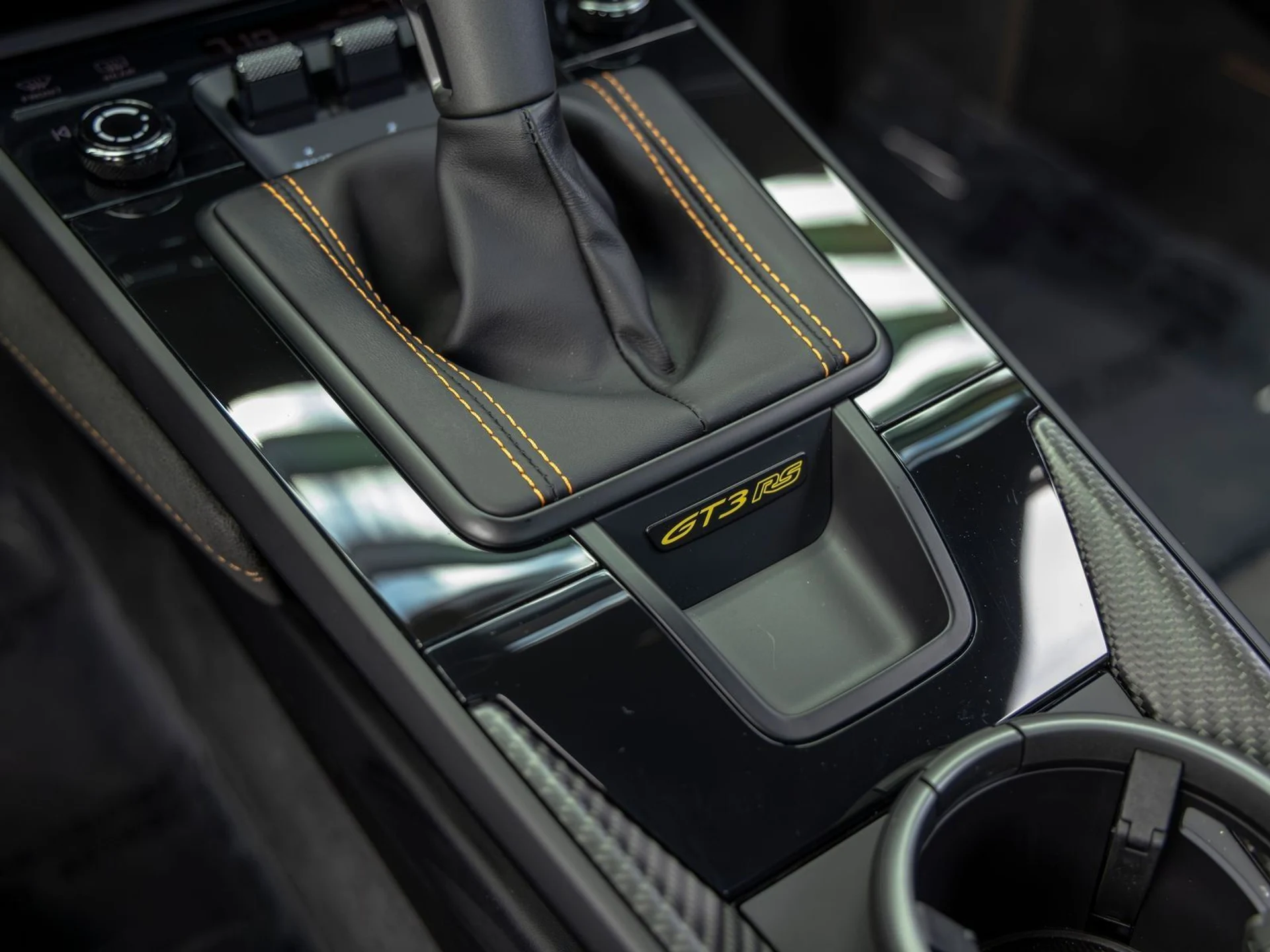 mph048_3447501472_49_a0f4333c92