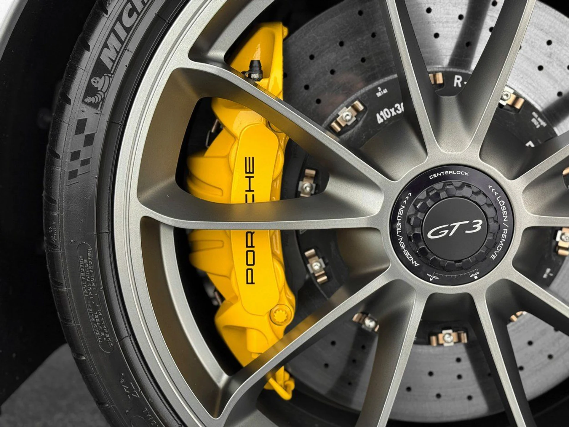 mph048_3449896865_be1d74655bf2fa31e703920121147638x_415c0b82dc