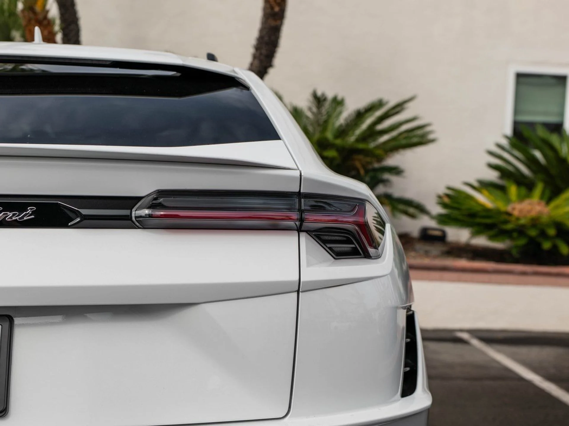 mph048_3461171360_91a43f7dcd3c76d31c0c3cf455eba146x_30c307b21f