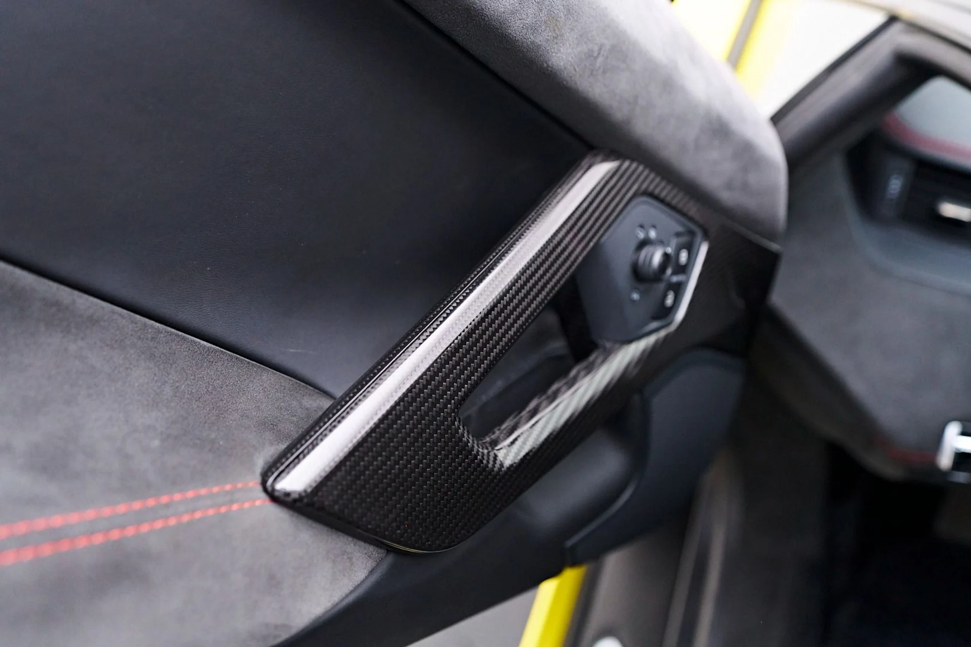 mph048_3477210842_Used_2016_Lamborghini_Aventador_LP_700_4_1741658847_c1c63df20e