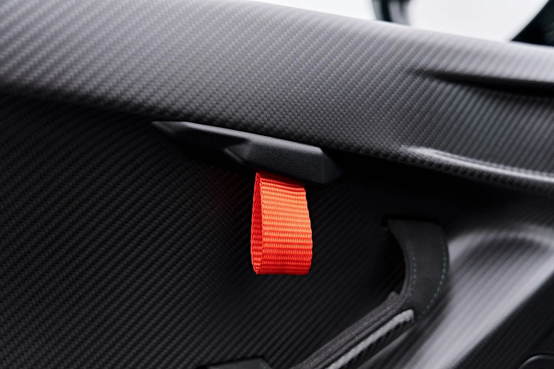 mph048_3485175050_Used_2024_Lamborghini_Huracan_Sterrato_Base_1790365015_ecac7c96ca