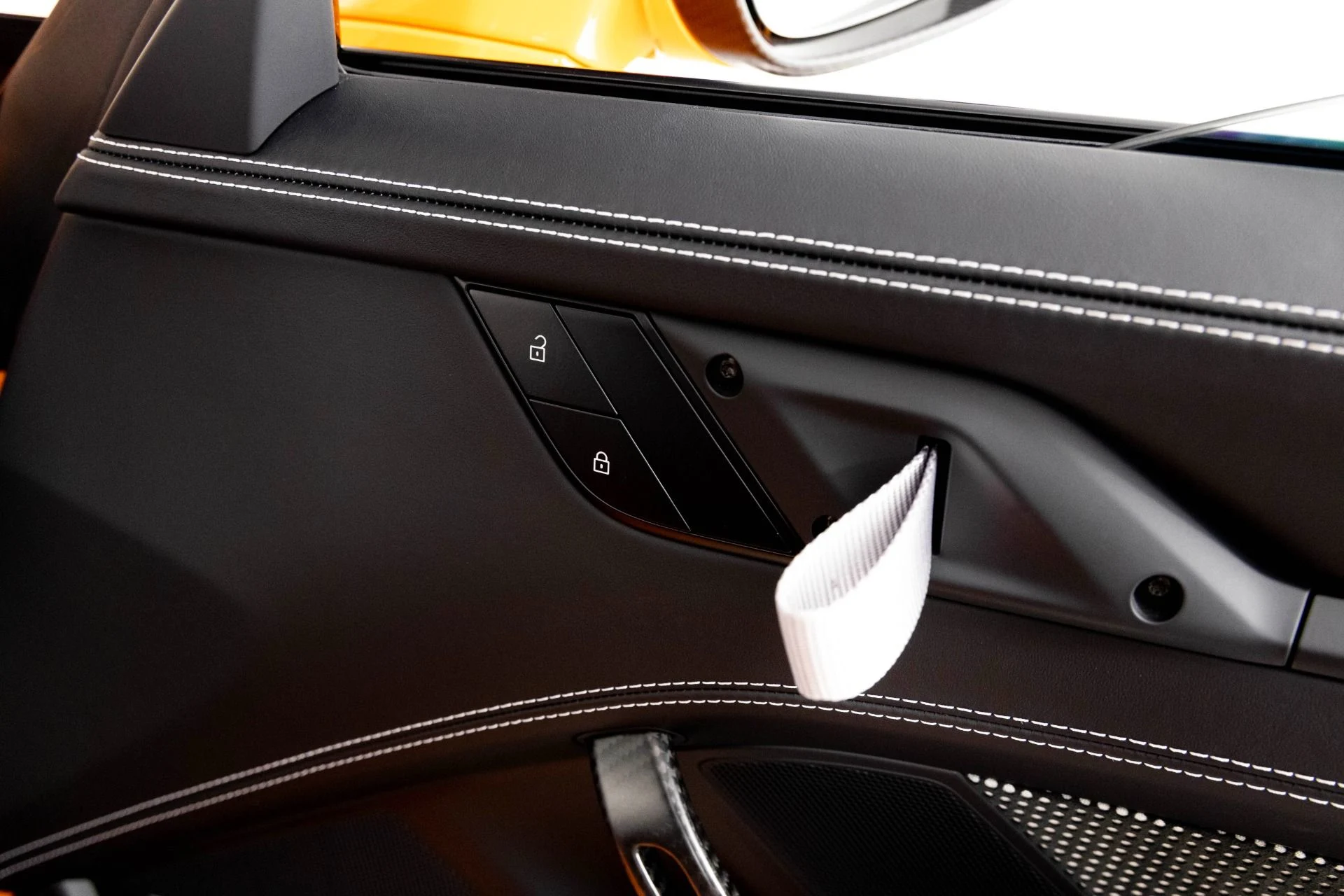 mph048_3498104377_Used_2024_Porsche_911_GT_3_RS_1760133594_4f28d731bf