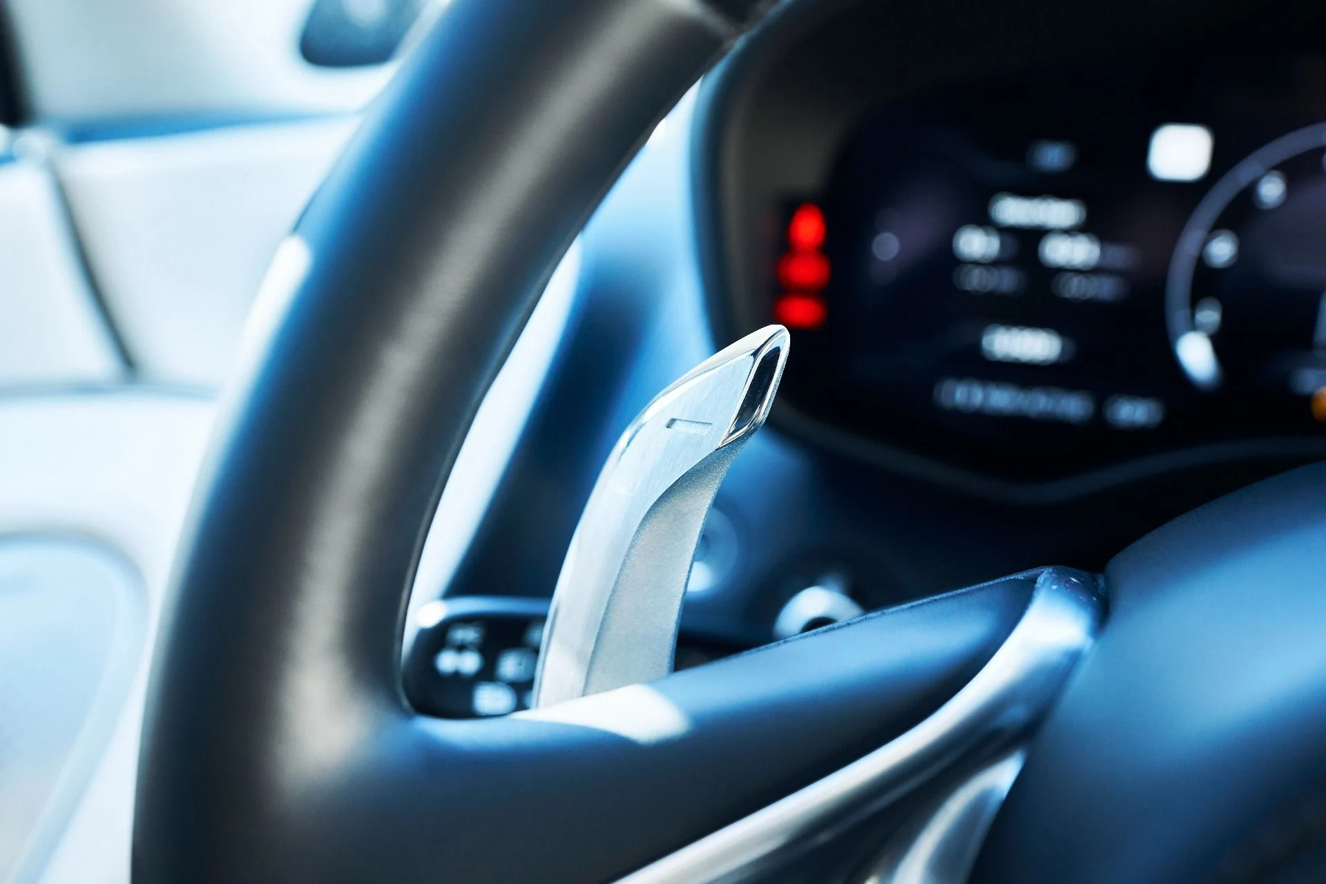 mph048_3510353643_Used_2022_Mc_Laren_GT_Base_1765245112_f67c25a3bd