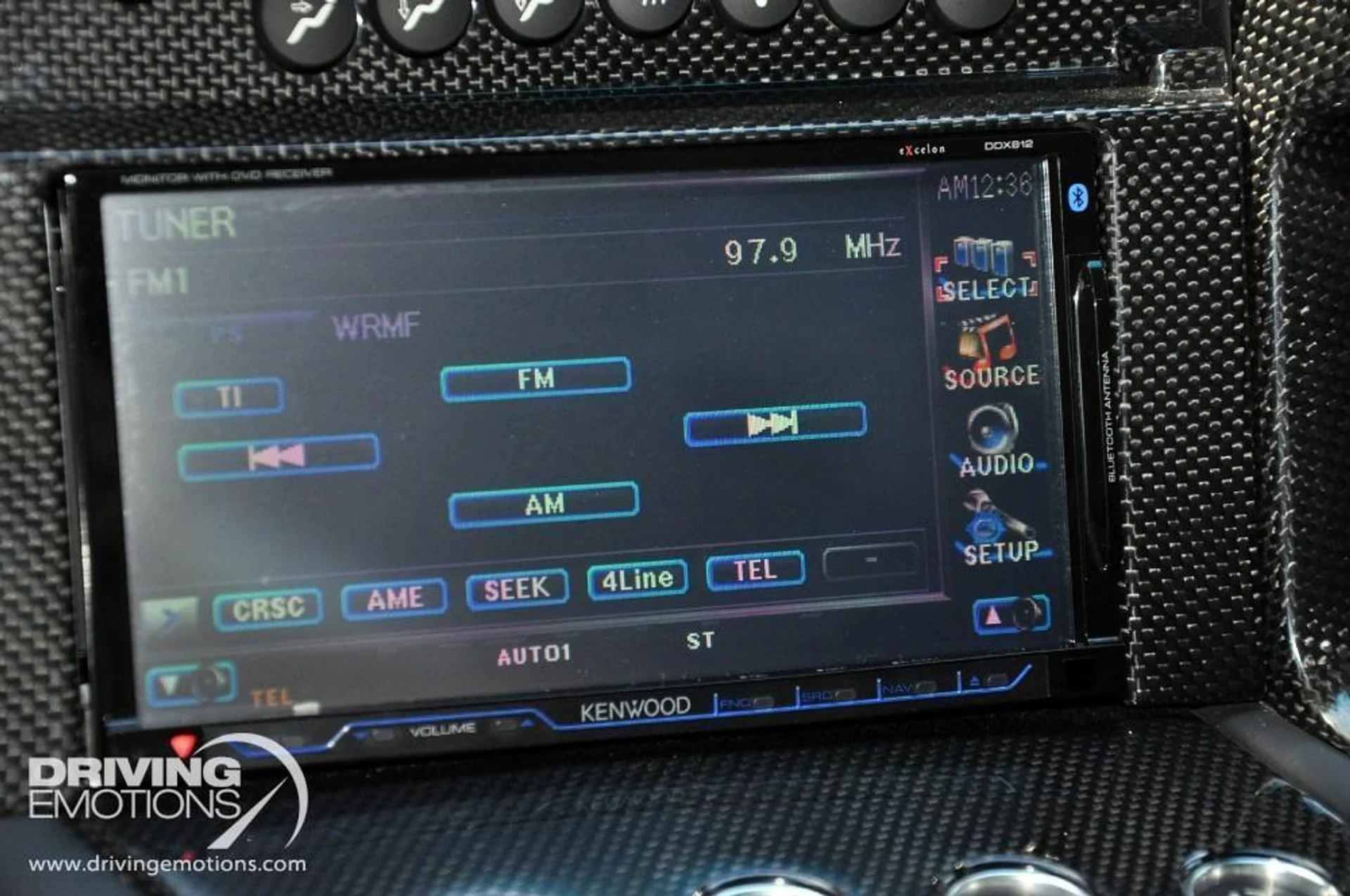 mph048_3523951199_15_p49_l_455e61adc4