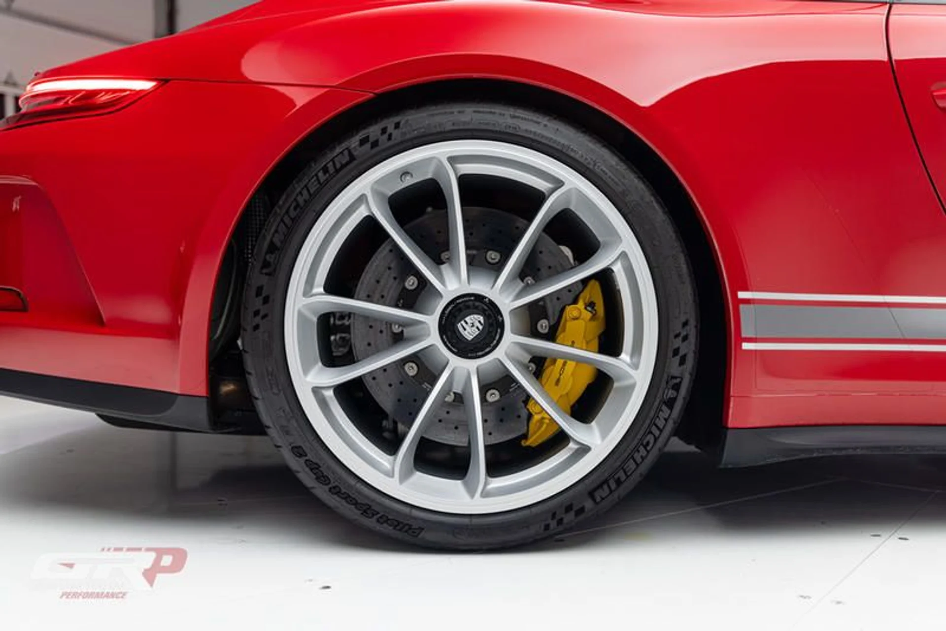 mph048_3542173047_A1_C14_FBD_36_B0_4106_819_F_87_C3_EDCF_441_A_b603deeaf4