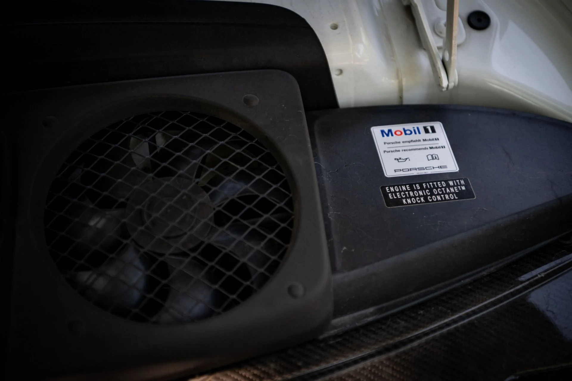mph048_3544017303_Used_2015_Porsche_911_GT_3_1783359761_ab226884e5
