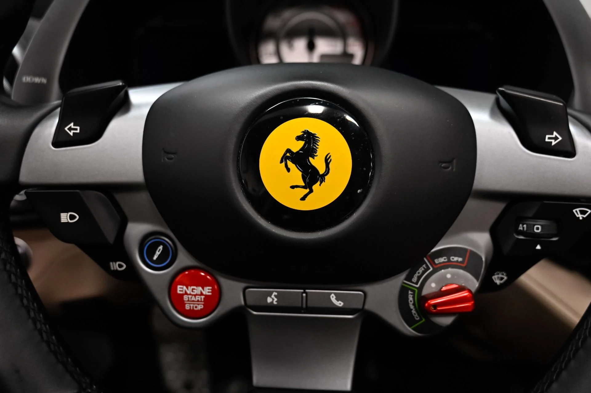 mph048_3597761153_Used_2019_Ferrari_Portofino_Base_1790278406_4cc8298871