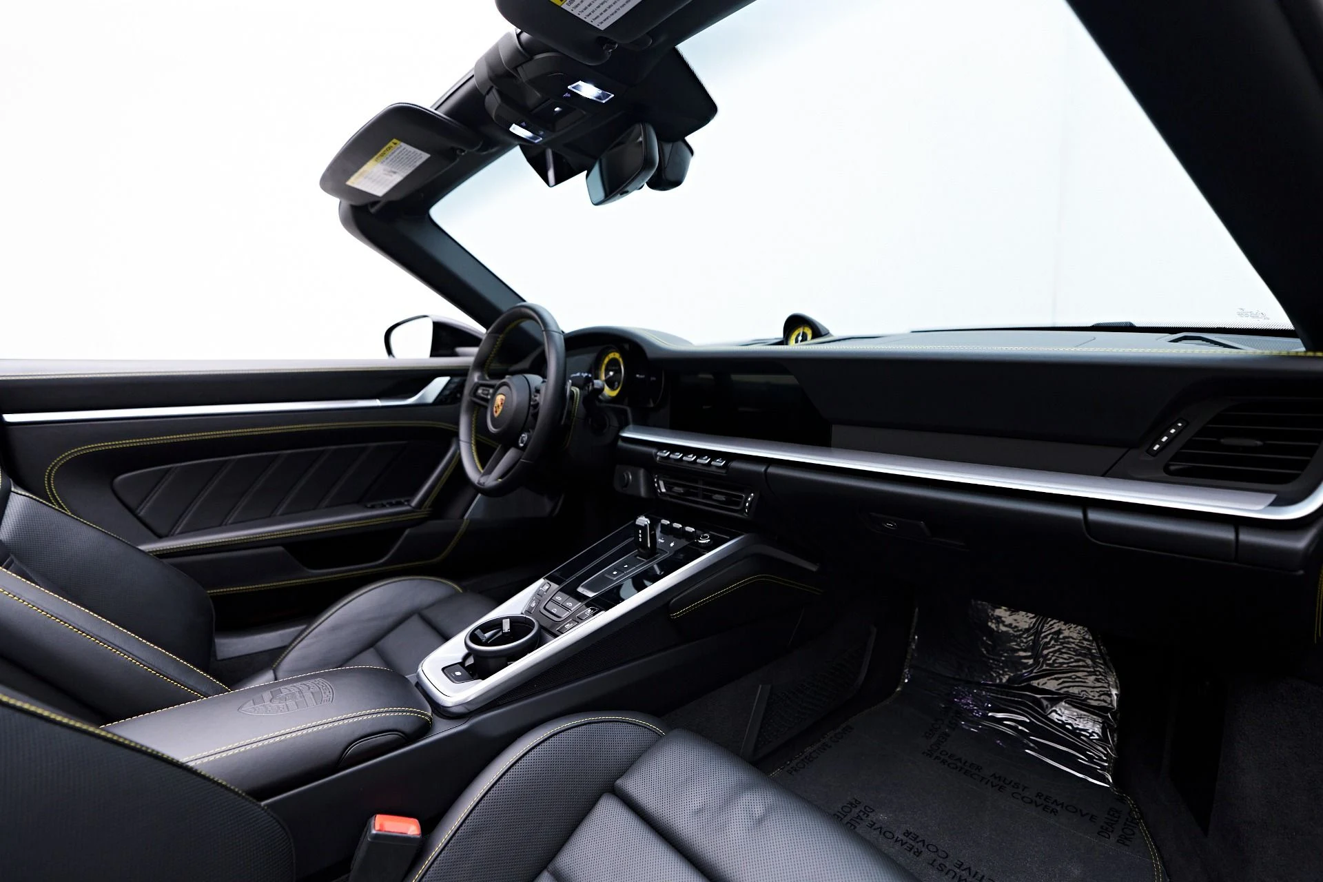 mph048_3644229938_Used_2021_Porsche_911_Turbo_S_1755568344_7841a136f9