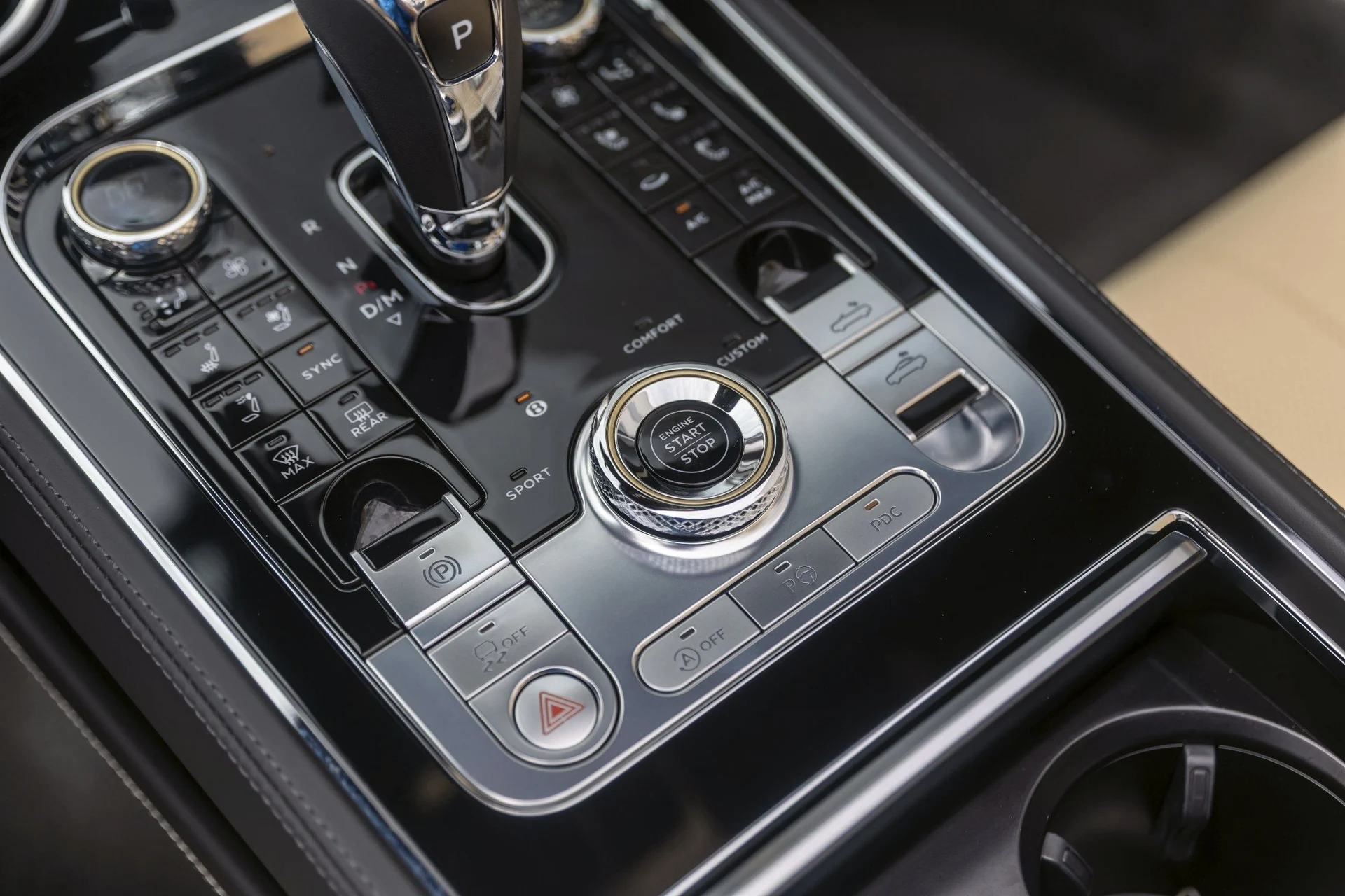mph048_366411477_Hi_Tech_Luxury_Imports_LLC_SCBDG_4_ZGXRC_016161_image_48_f3c8d516cd