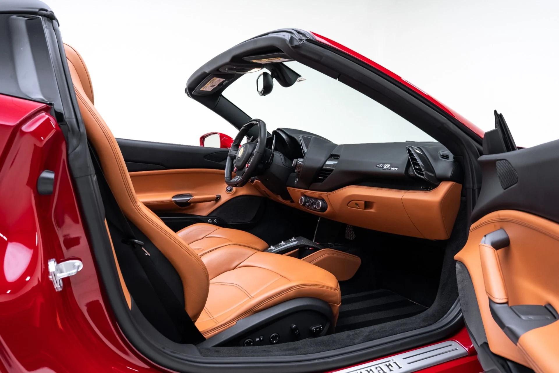 mph048_3666796112_Used_2019_Ferrari_488_Spider_1773085890_5f8e1ebf59