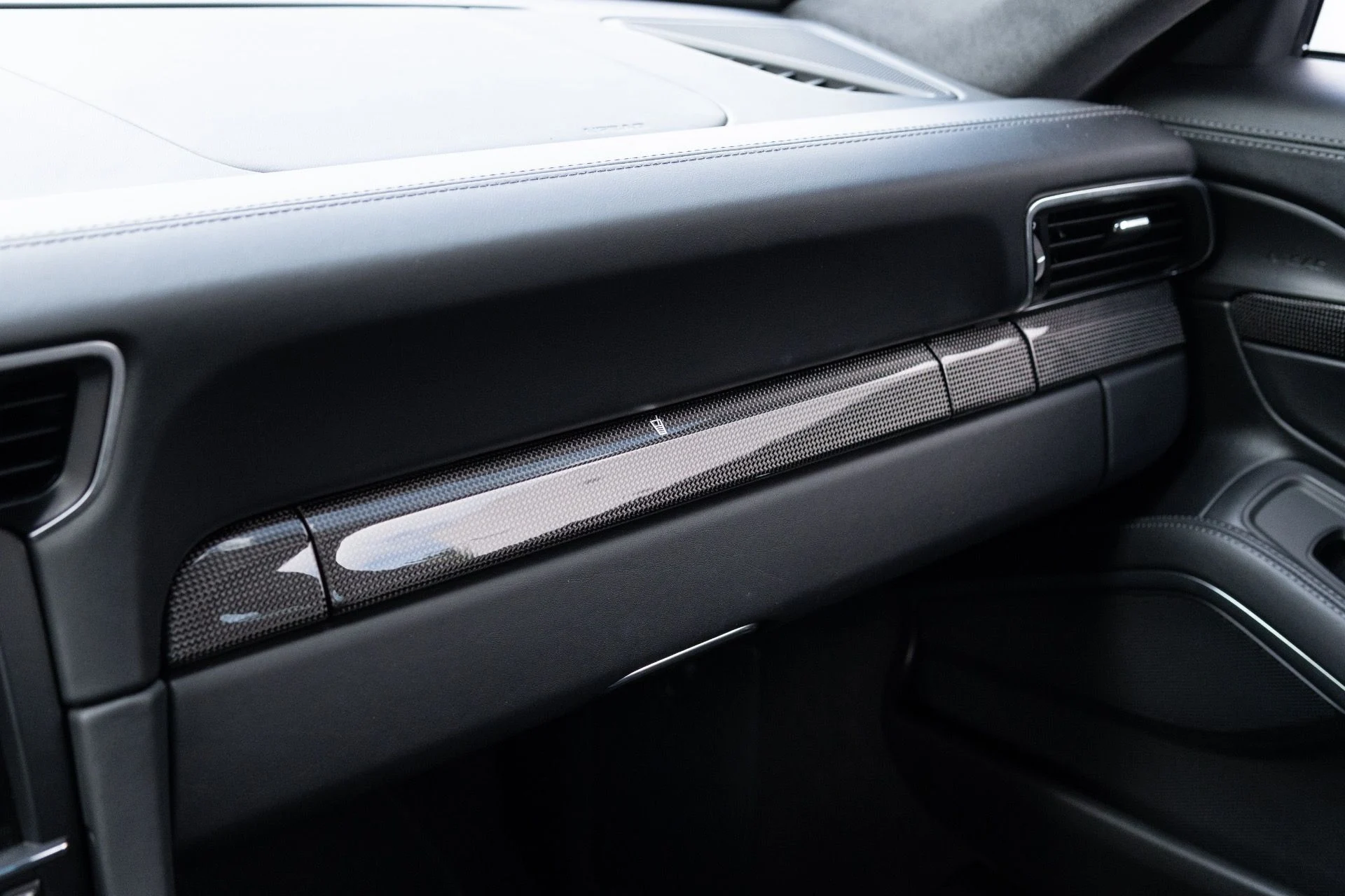 mph048_3673773200_Used_2014_Porsche_911_Turbo_S_1777344471_495c0b60e8