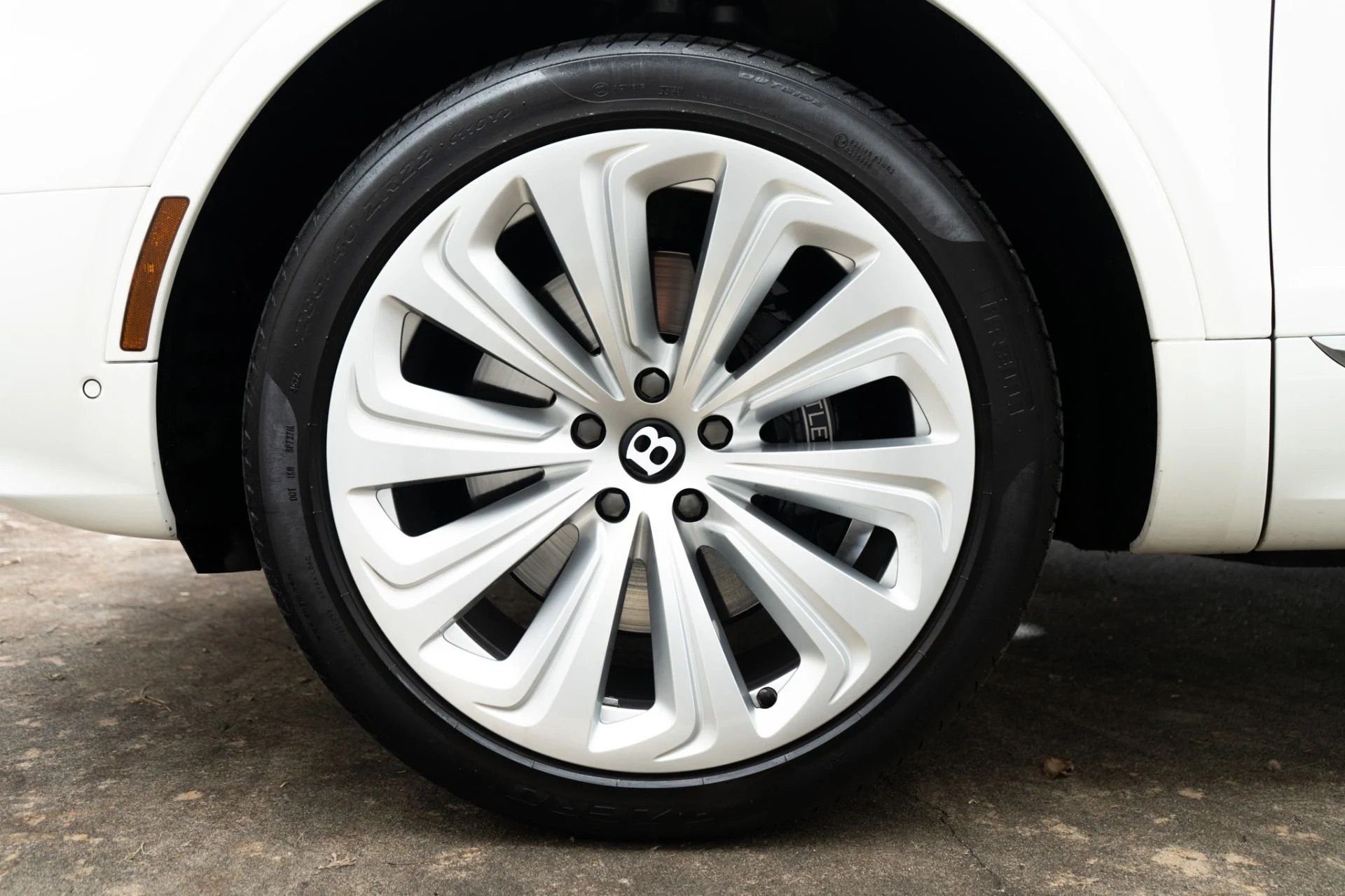 mph048_3680234948_Used_2021_Bentley_Bentayga_V8_1780518091_b7385d49c8
