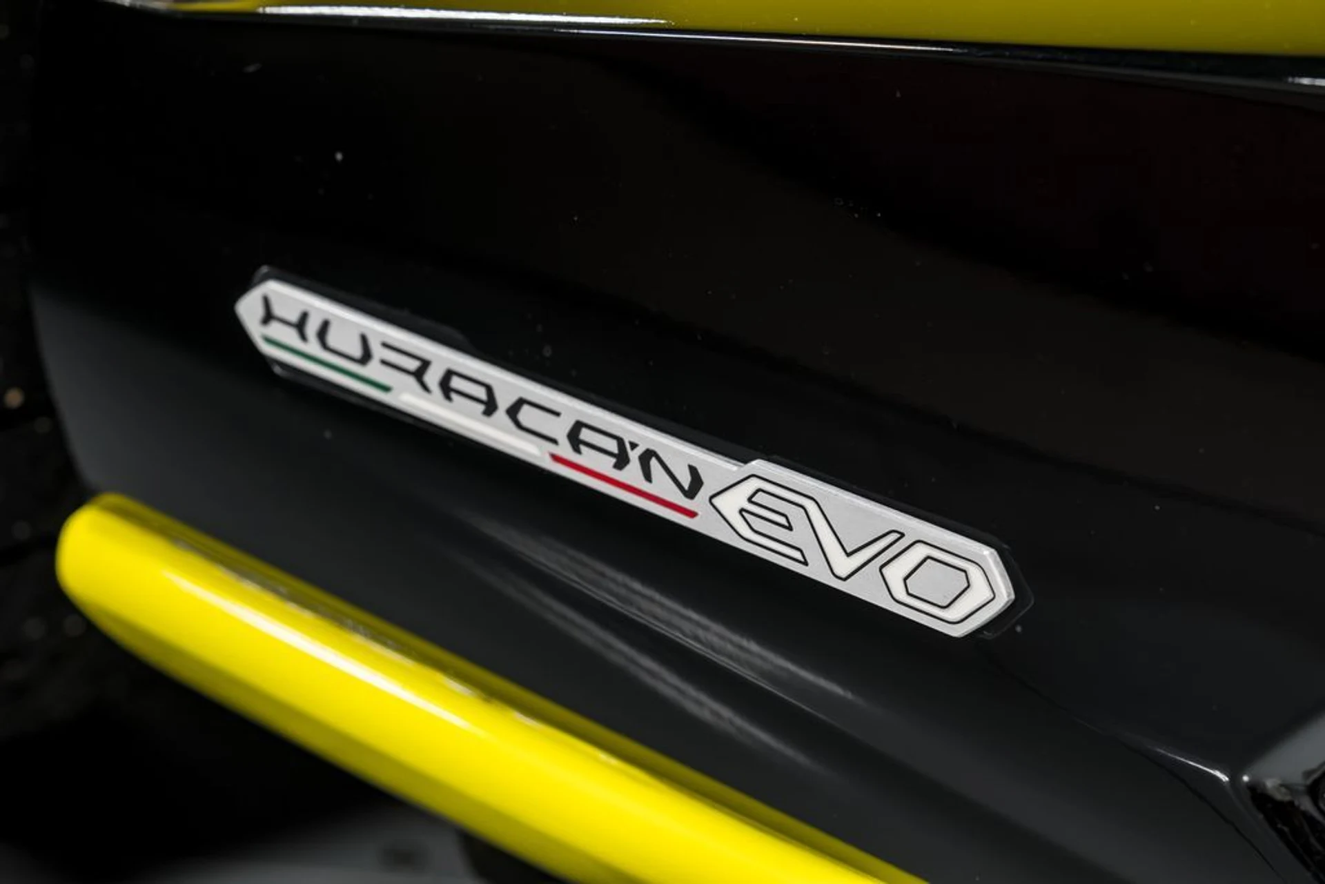 mph048_3684638403_b0e073432f17c3e278ac95ae025a8d21x_36371a9d5a
