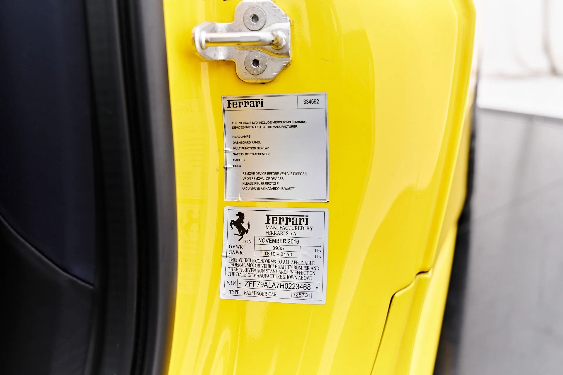 mph048_3700751654_Used_2017_Ferrari_488_GTB_Base_1791401225_0b026e1438