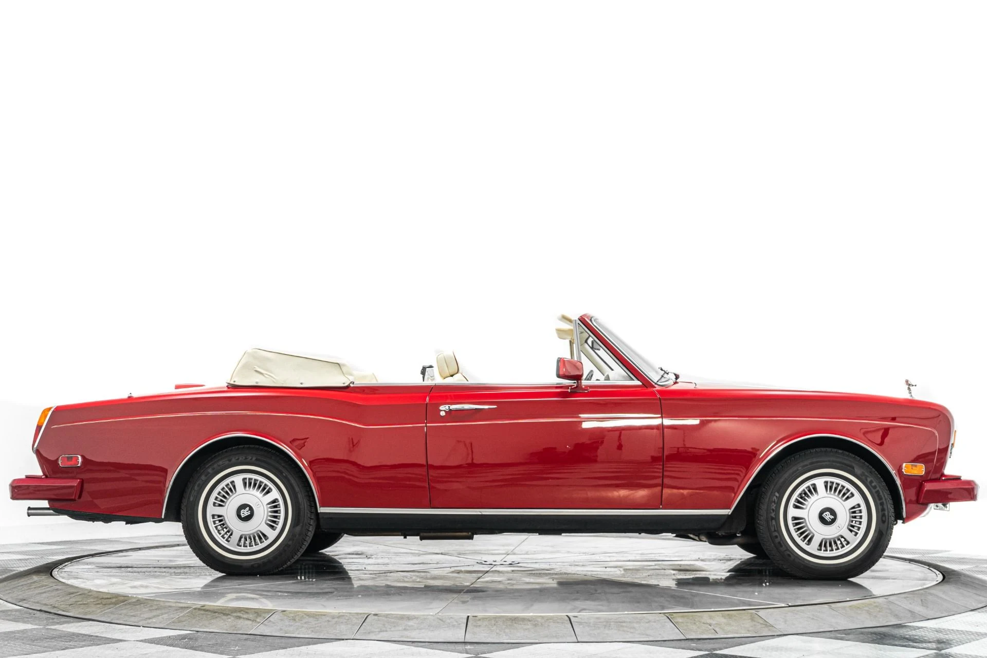 mph048_3712280342_Used_1987_Rolls_Royce_Corniche_II_1780955693_7ebc57358d