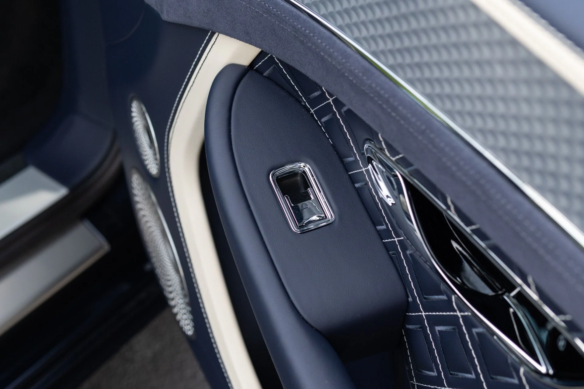 mph048_3733085934_Used_2023_Bentley_Continental_GT_Speed_1775098495_443bc8589a