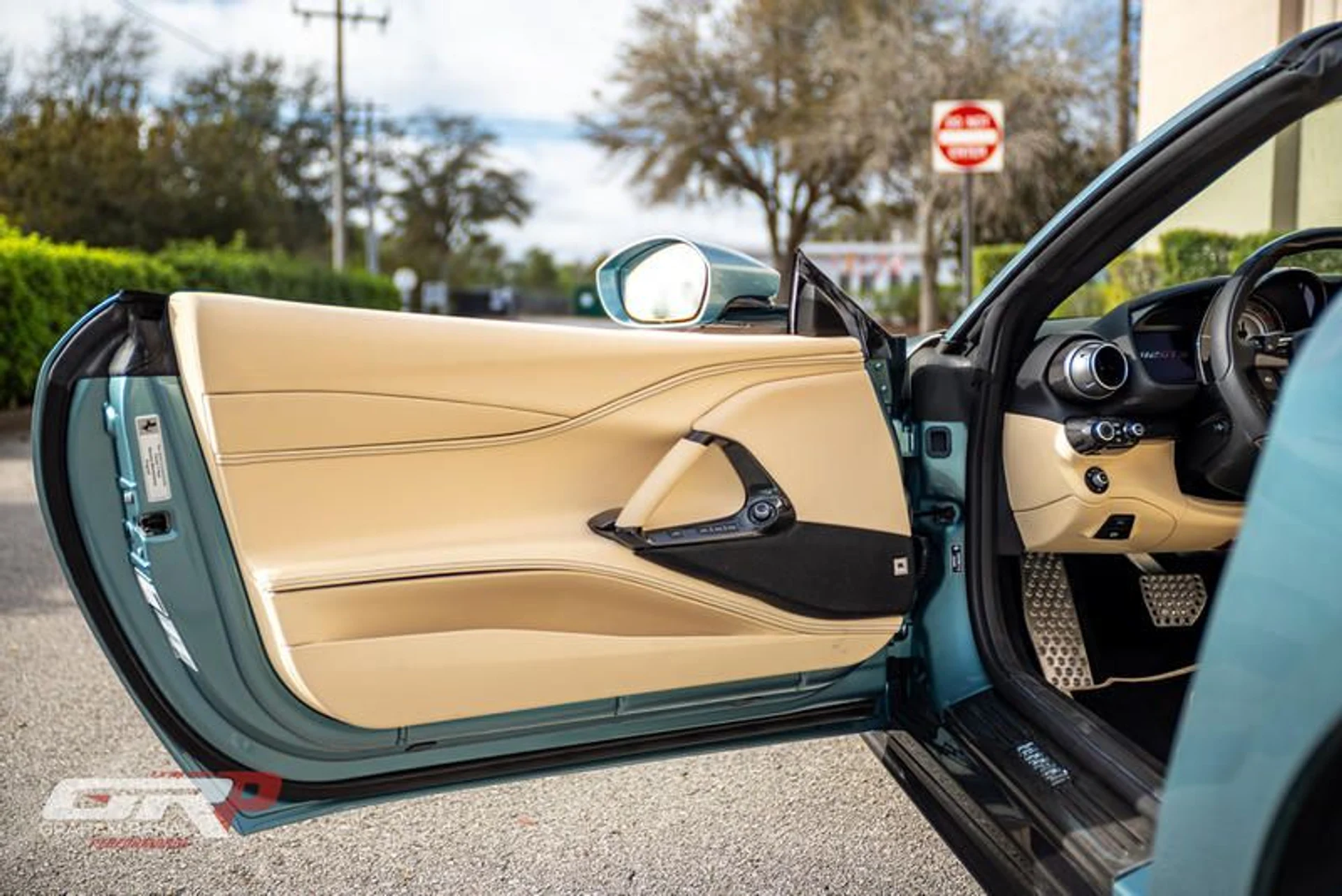 mph048_3750669679_ED_061_BE_6_93_AF_49_E3_9957_309_A79_F01_D68_ad077c52ac