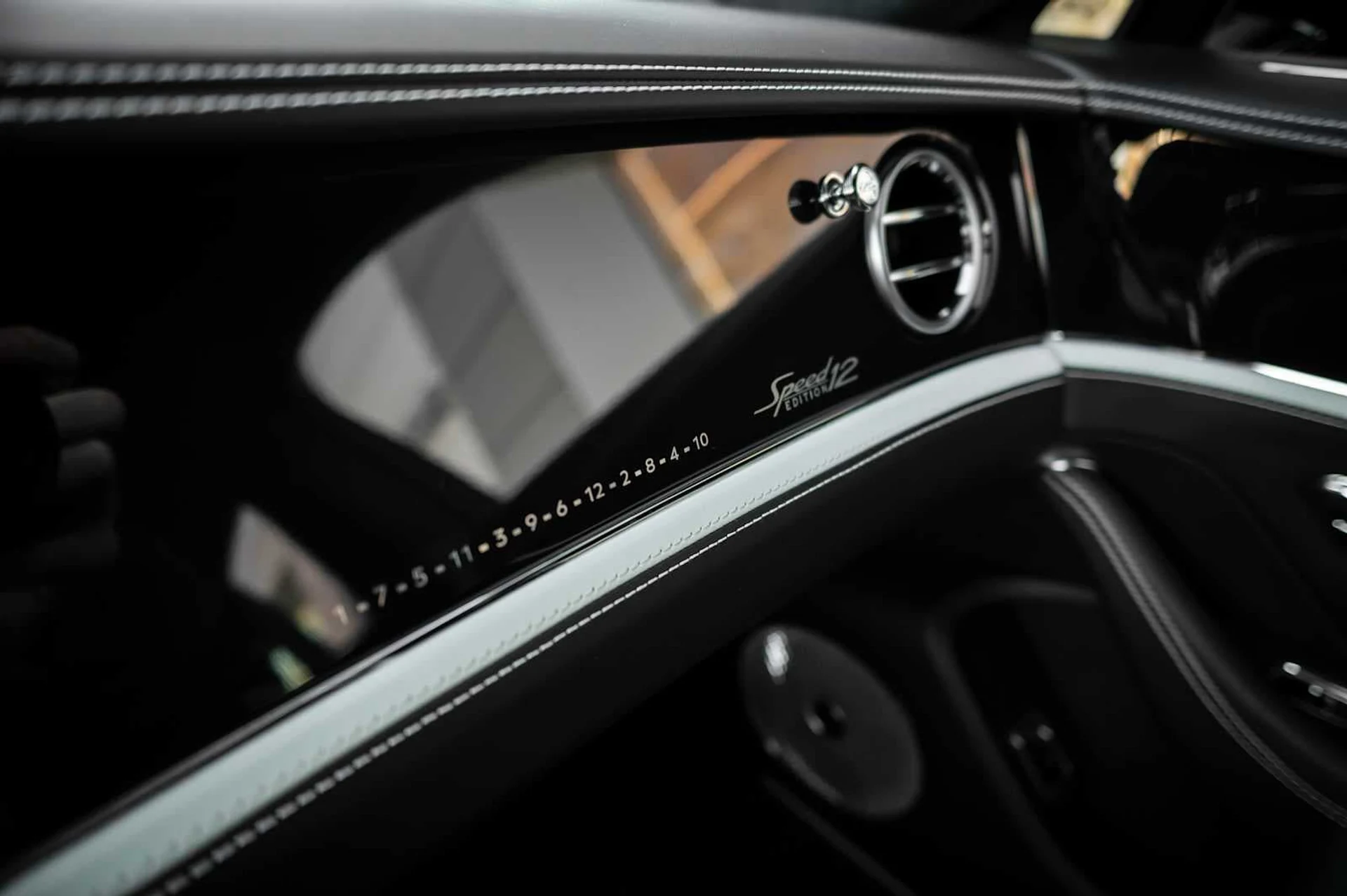 mph048_3766564100_60d2df4a8440aa744d2960c6950ab12cx_5dd14e4b80