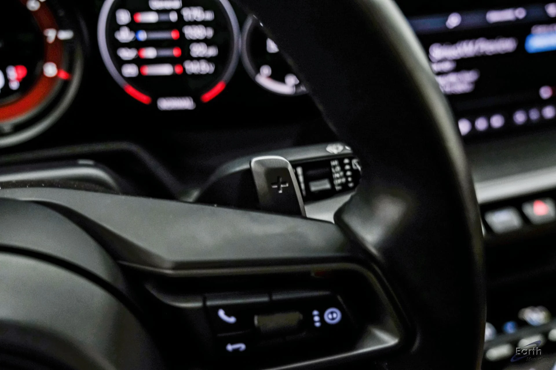 mph048_377289780_3befcc5d41336d5f9e833d11caa2abffx_8bce983fde