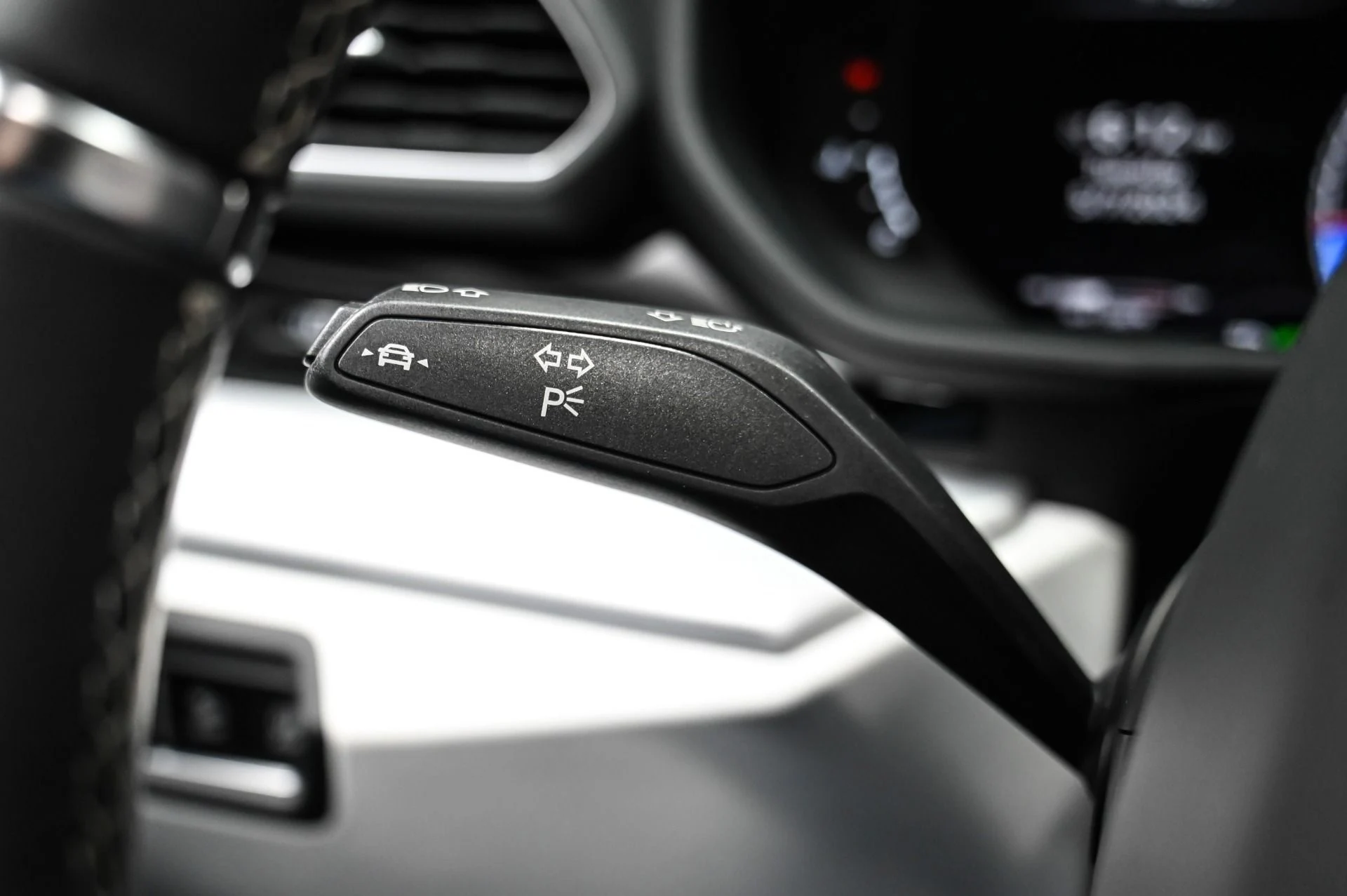 mph048_3784022846_Used_2020_Lamborghini_Urus_1744048647_ba9856967a