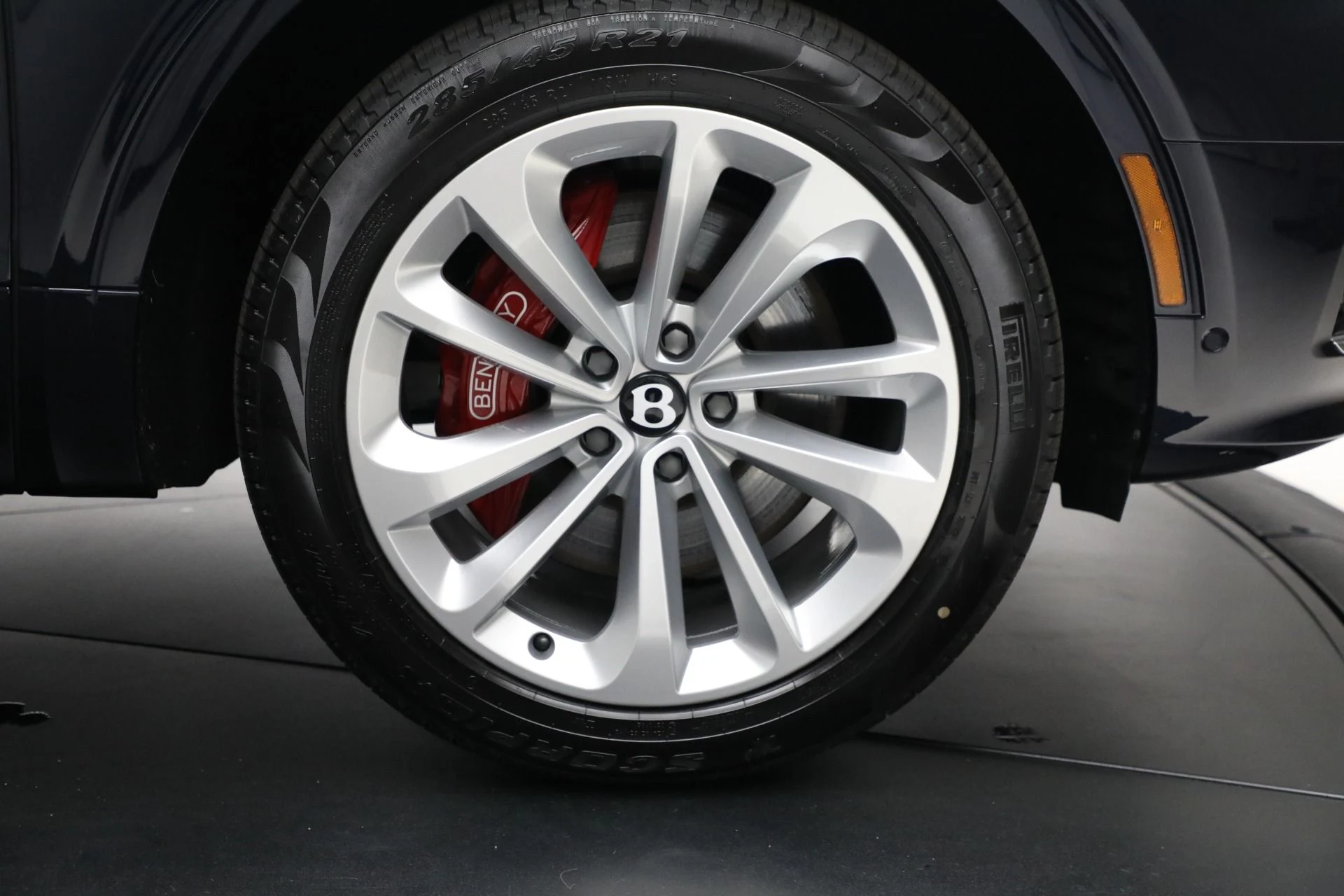 mph048_3811479122_Used_2024_Bentley_Bentayga_EWB_V8_1711043529_74314cdf8d