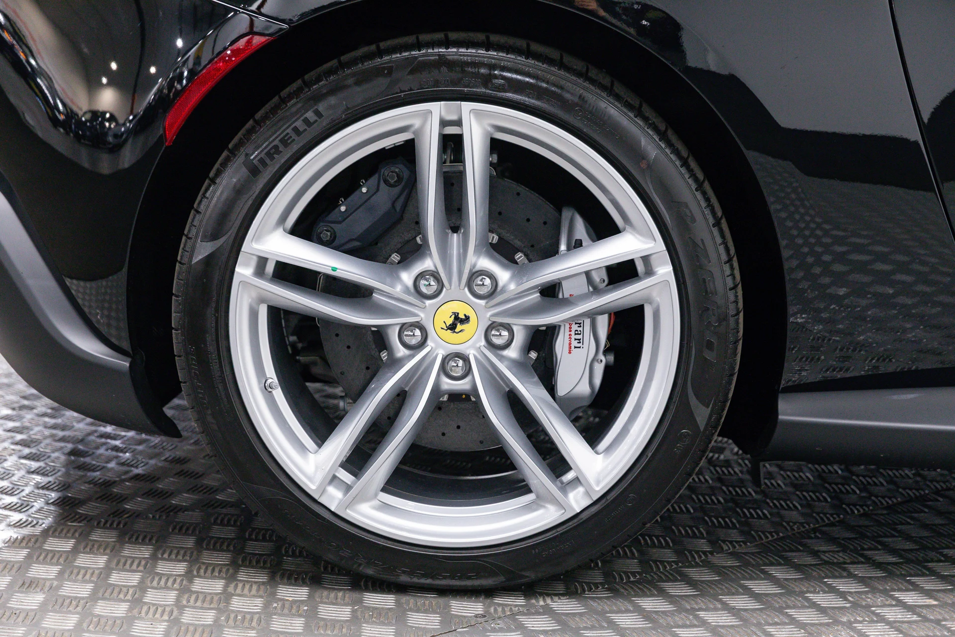 mph048_3823100611_2ce38f076120460aa57260bf62ebe4c5_c695fedd83