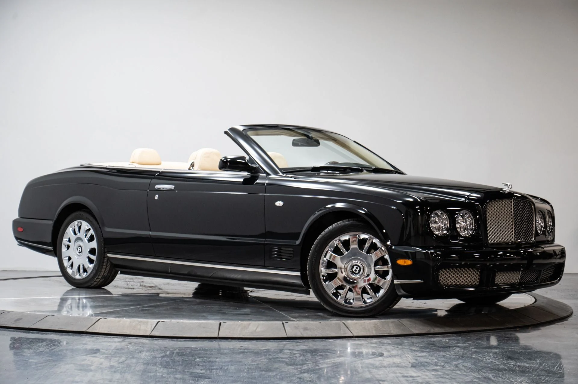 mph048_3824403079_Used_2007_Bentley_Azure_1753214683_abc4e5f5be