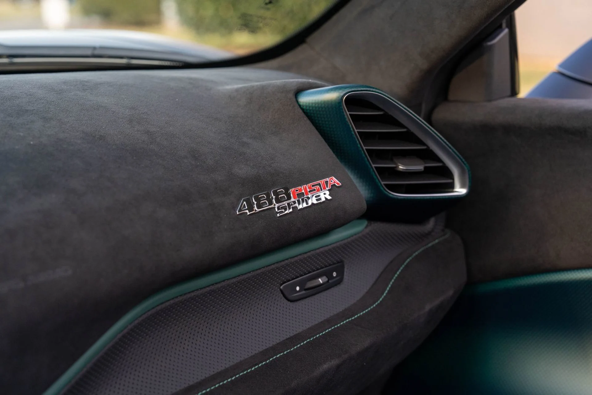 mph048_3826713378_c6f99c1e87af46018399fae3bb1df840_73cedadca4