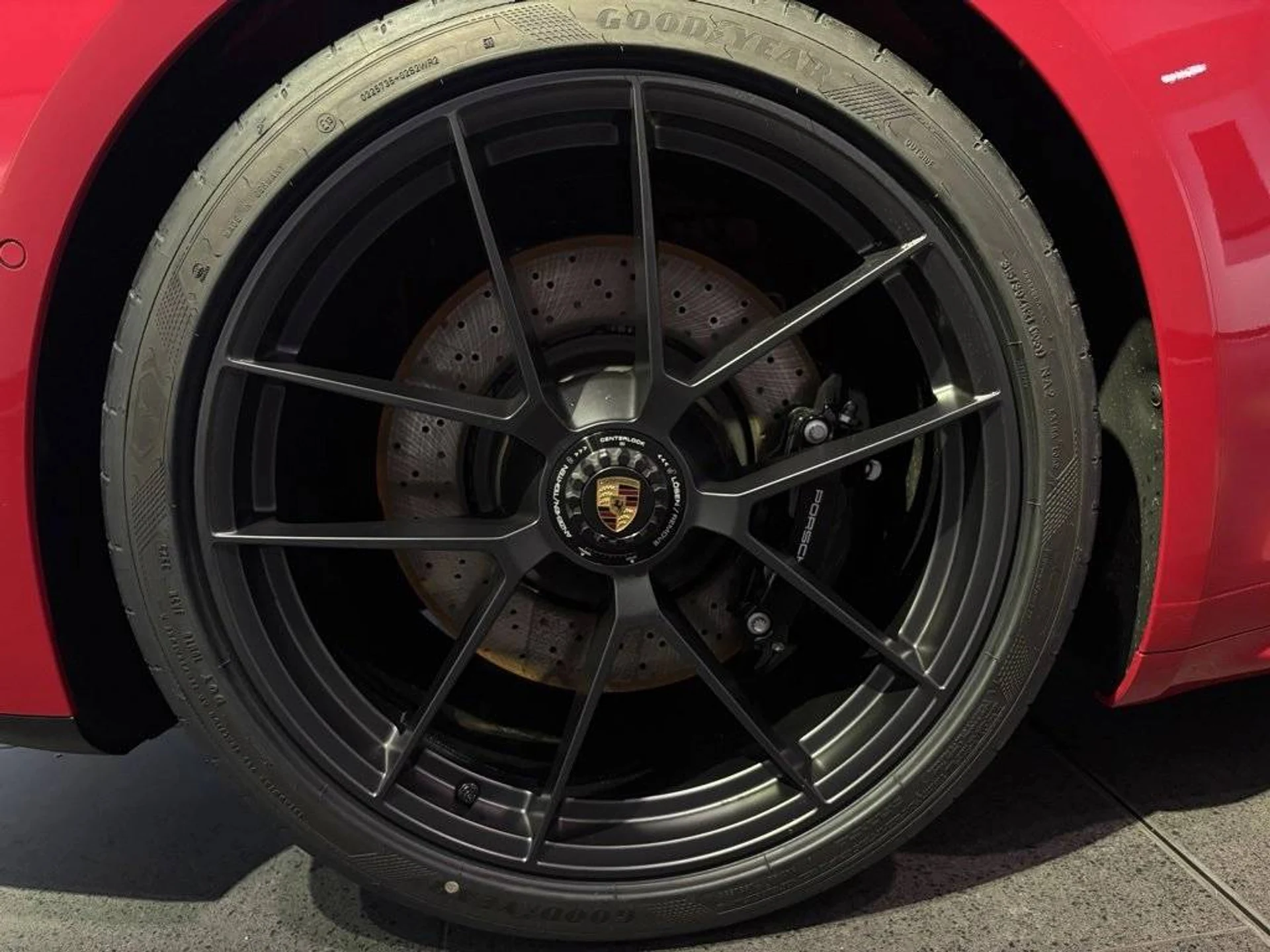 mph048_3865278770_17fc67fccc8c43961cc4d29eafa0c828x_562381a292