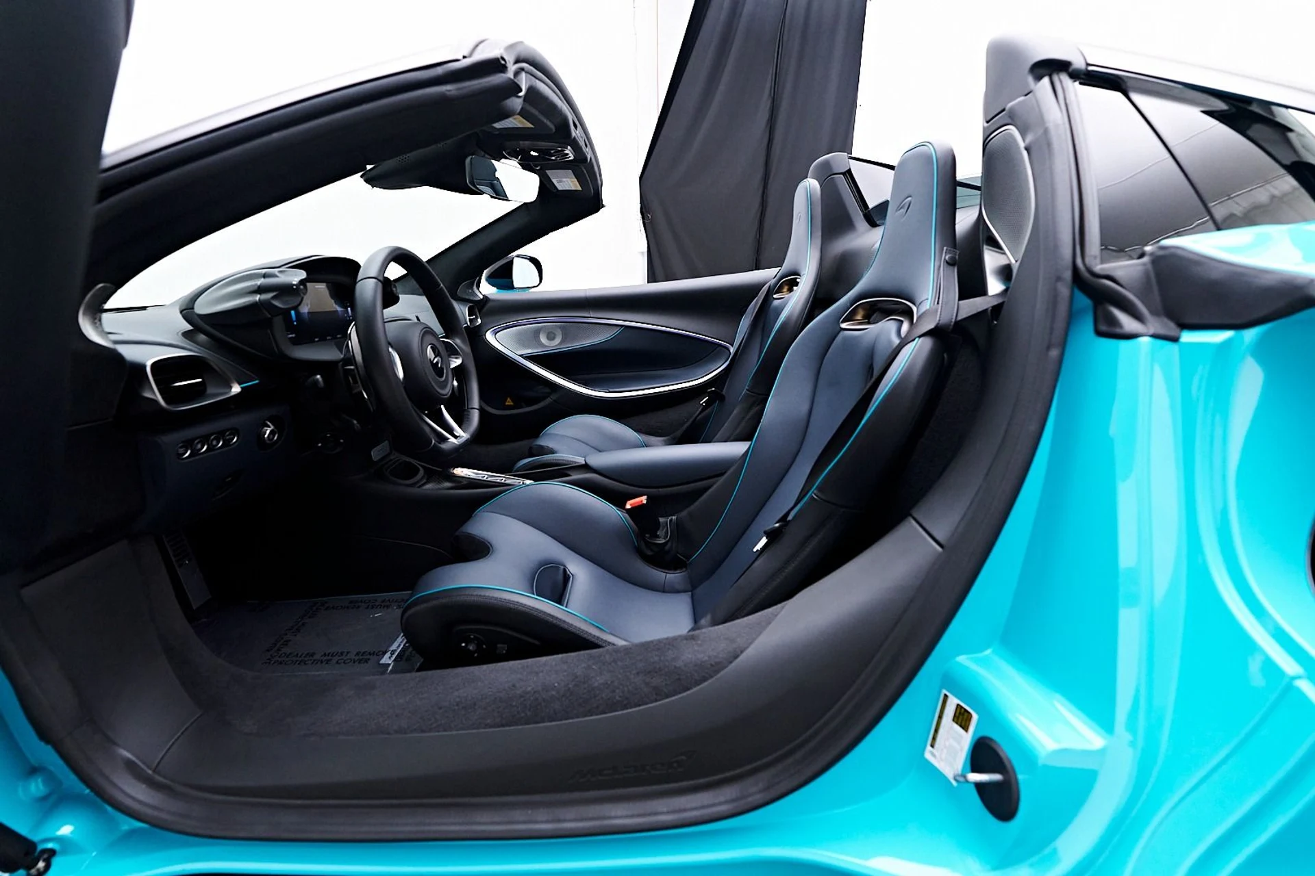 mph048_3871348605_Used_2025_Mc_Laren_Artura_Tech_Lux_1745952984_7cfb6366ca