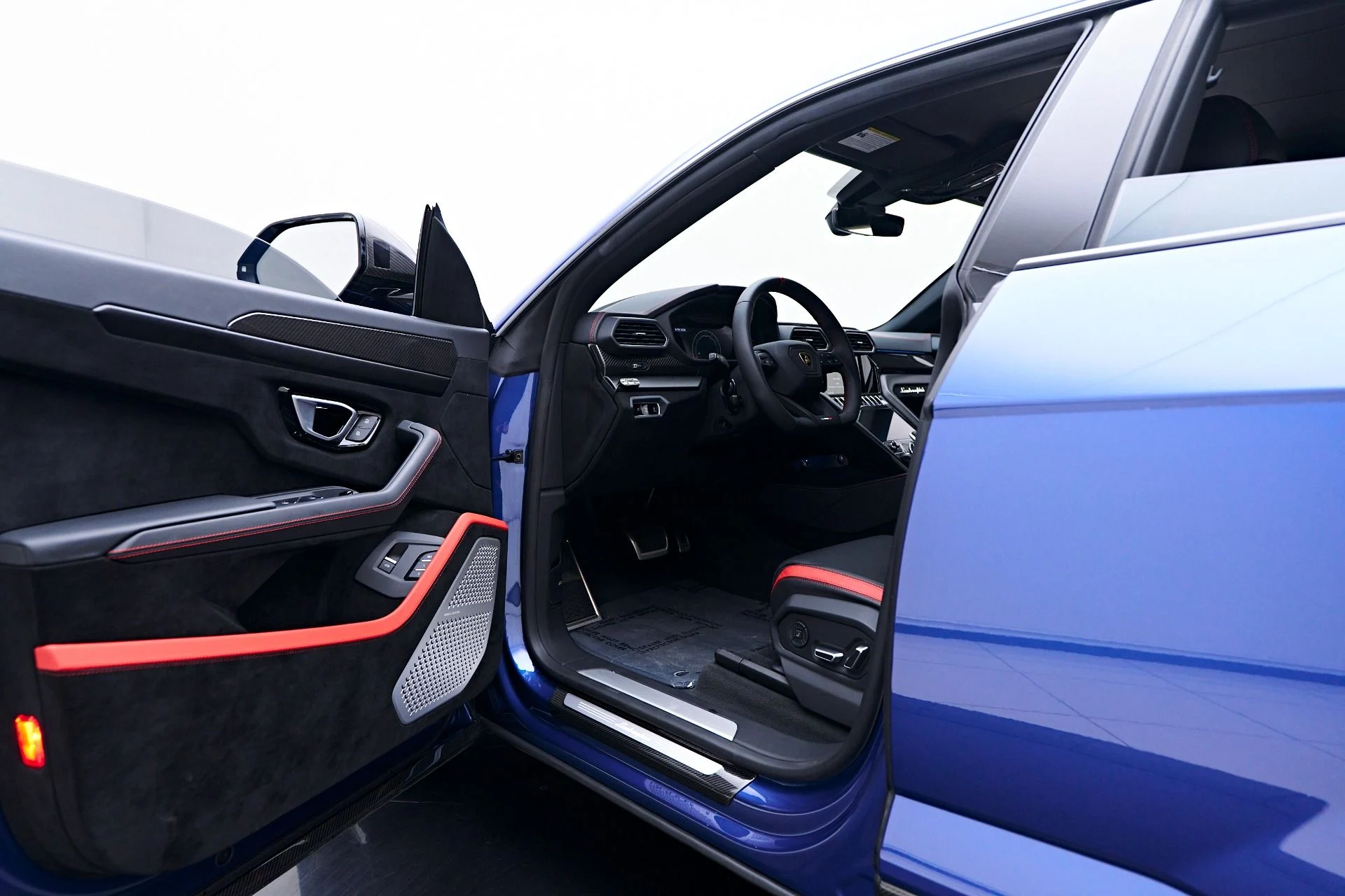 mph048_3887041526_Used_2024_Lamborghini_Urus_Performante_1751408326_dd2b813b7d