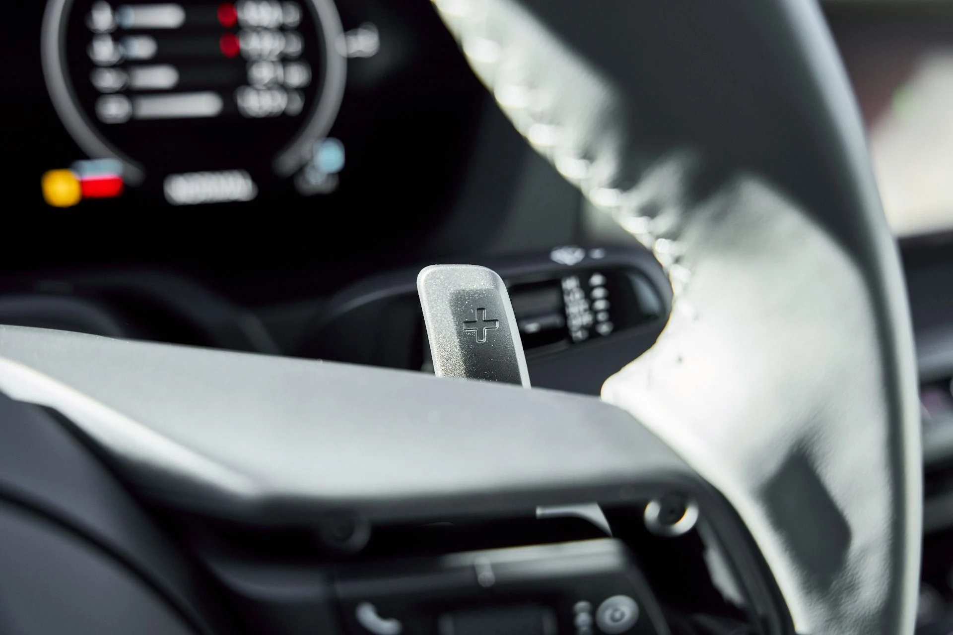 mph048_3888421370_Used_2025_Porsche_911_Carrera_1768012386_3fc68f0fb4