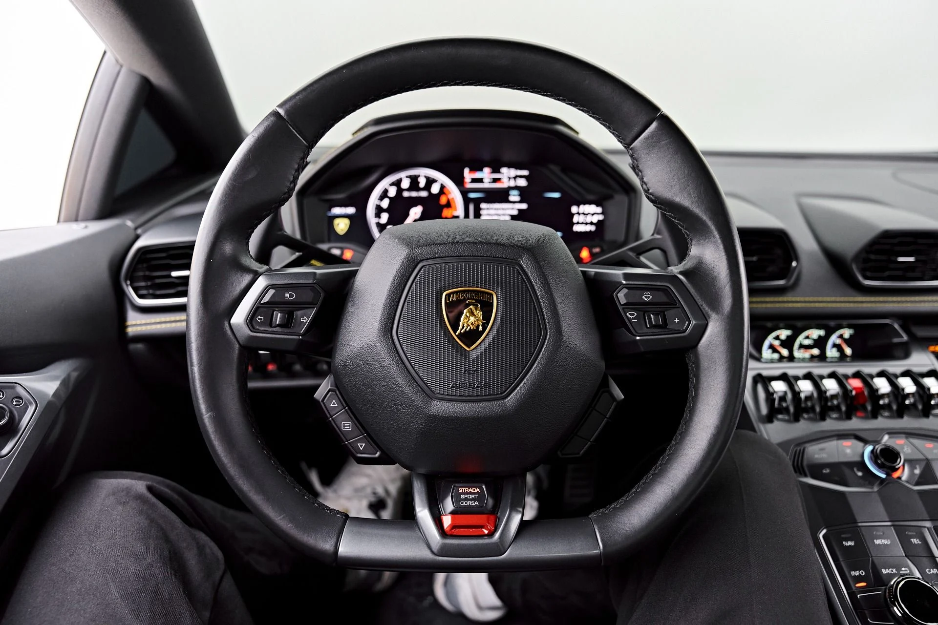 mph048_3895111549_Used_2017_Lamborghini_Huracan_1786046308_bccf803fe7