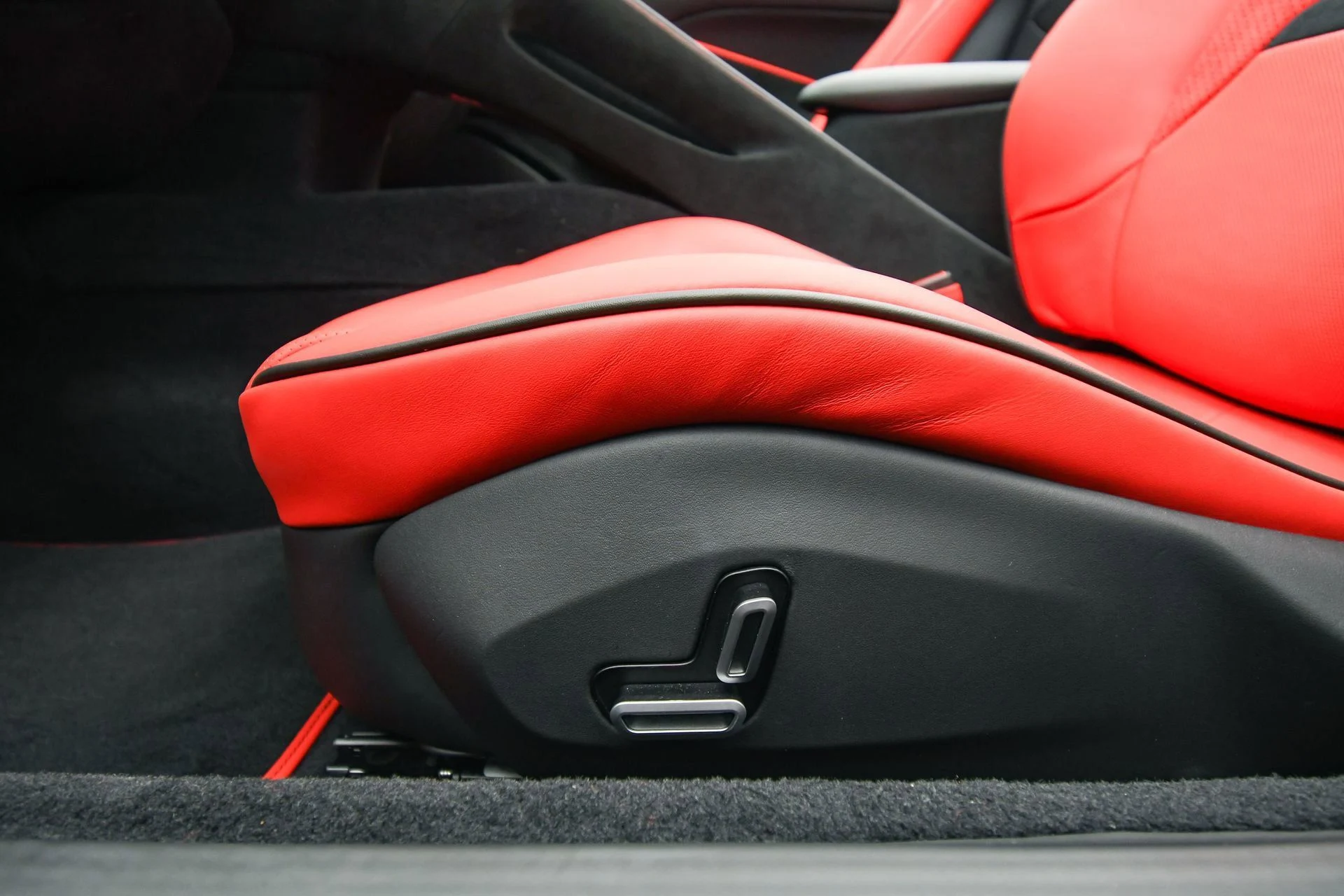 mph048_3899849604_90aae8a9b744471f8e162103817722aa_f72336144e