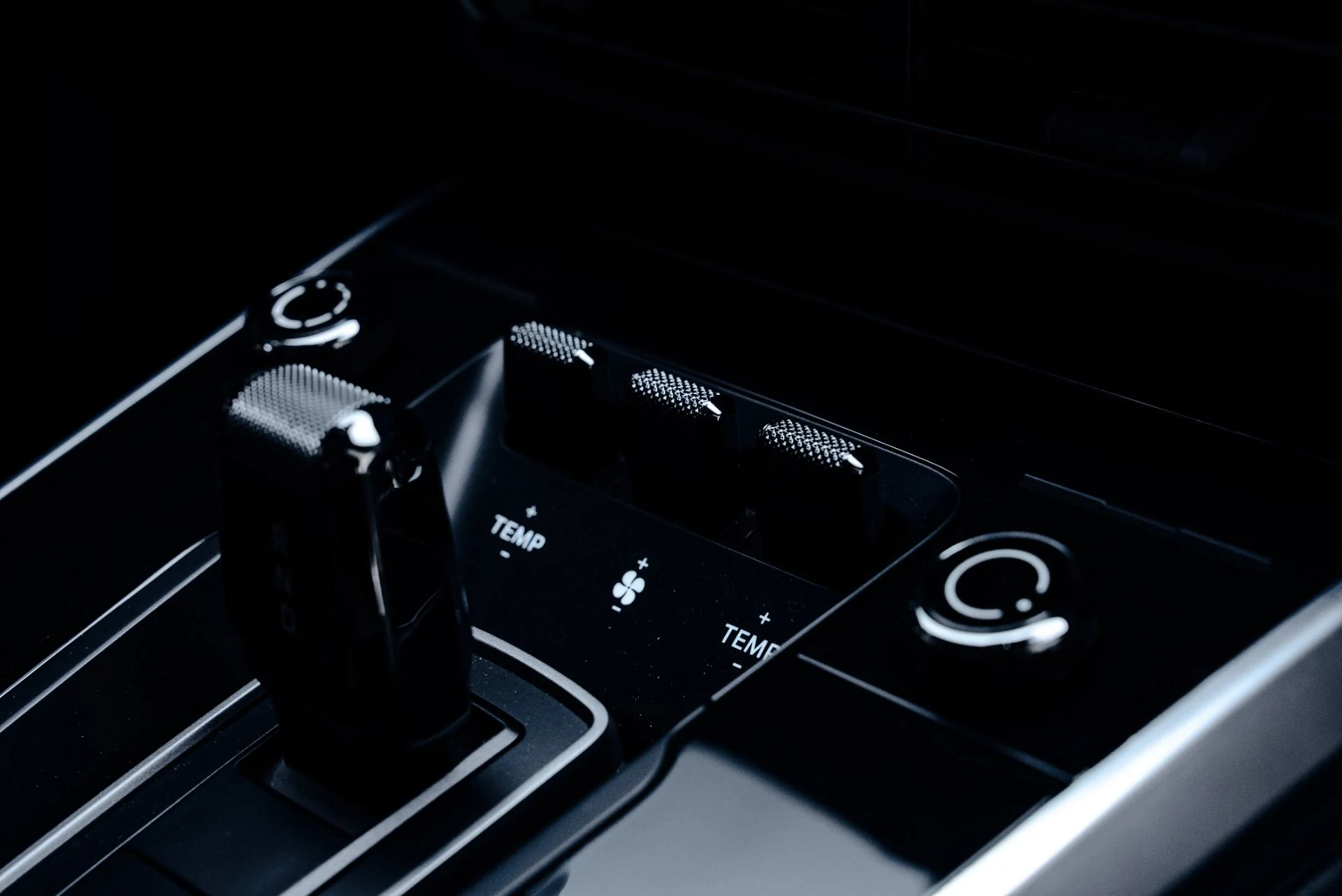 mph048_3903375869_Used_2022_Porsche_911_Turbo_S_1774378410_6cc1f9b221