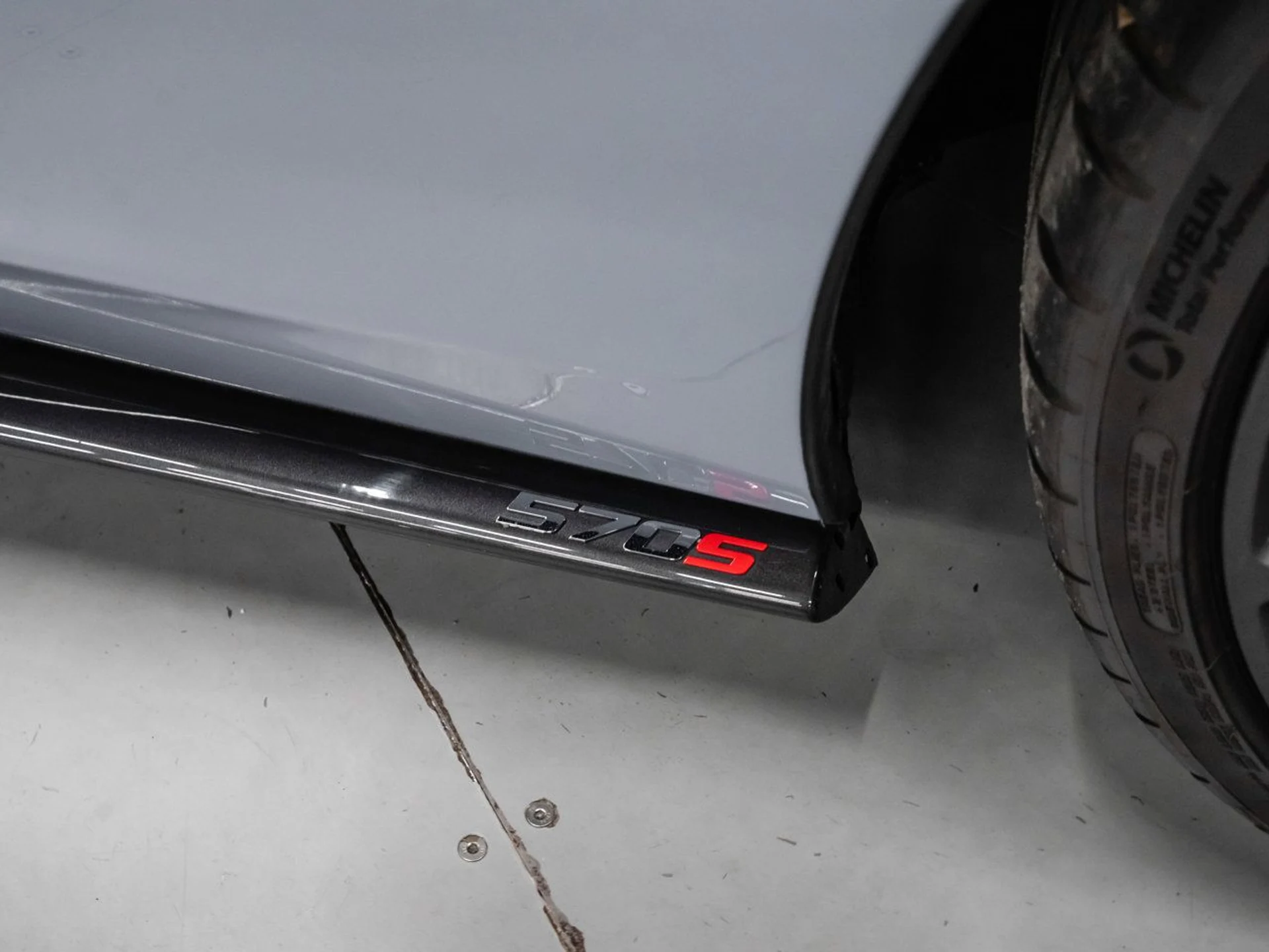 mph048_3915615544_mclaren_570s_2017_6a4b9cb913