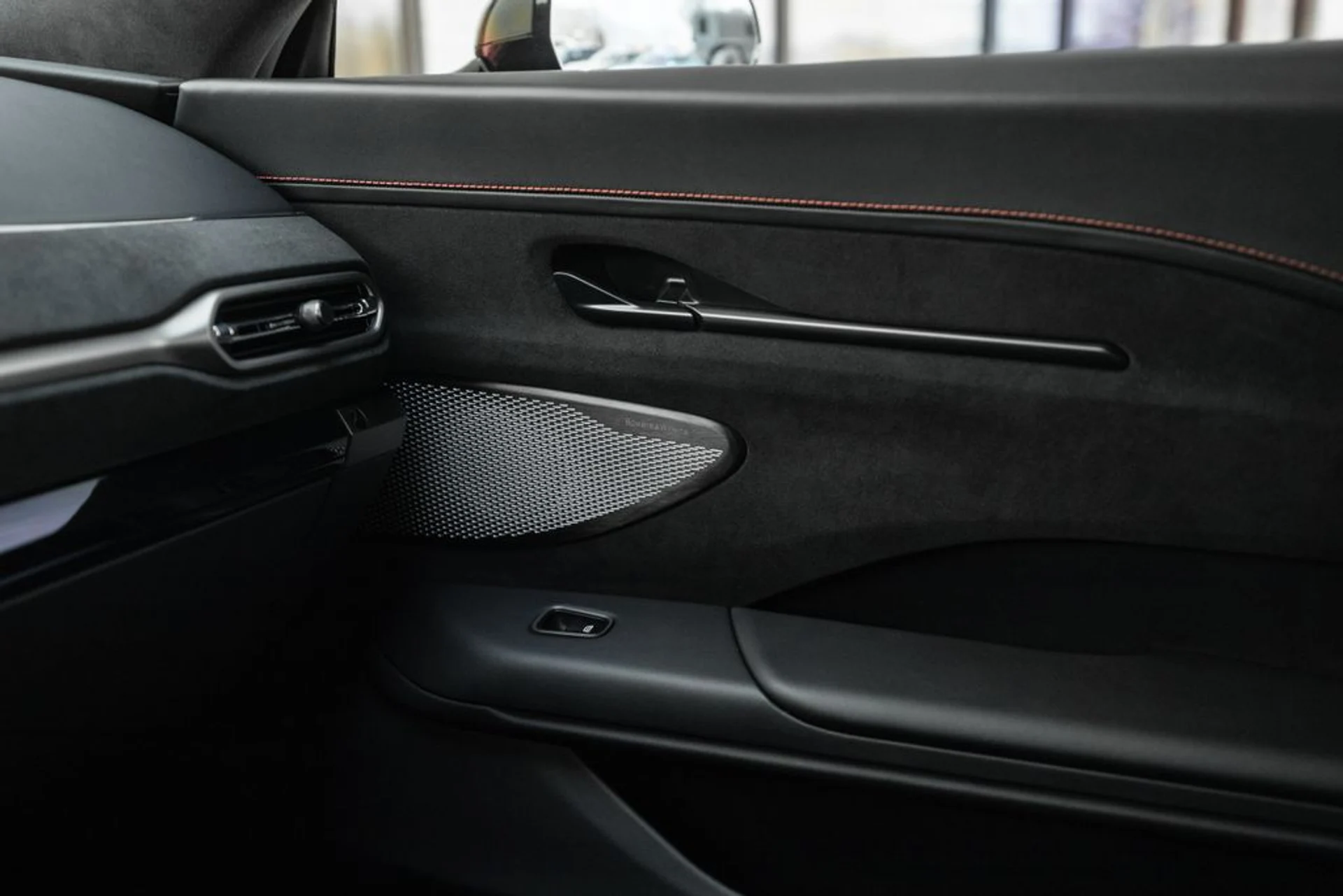 mph048_3923214717_878480675248026648c79af83c12f4d7x_c8473693de